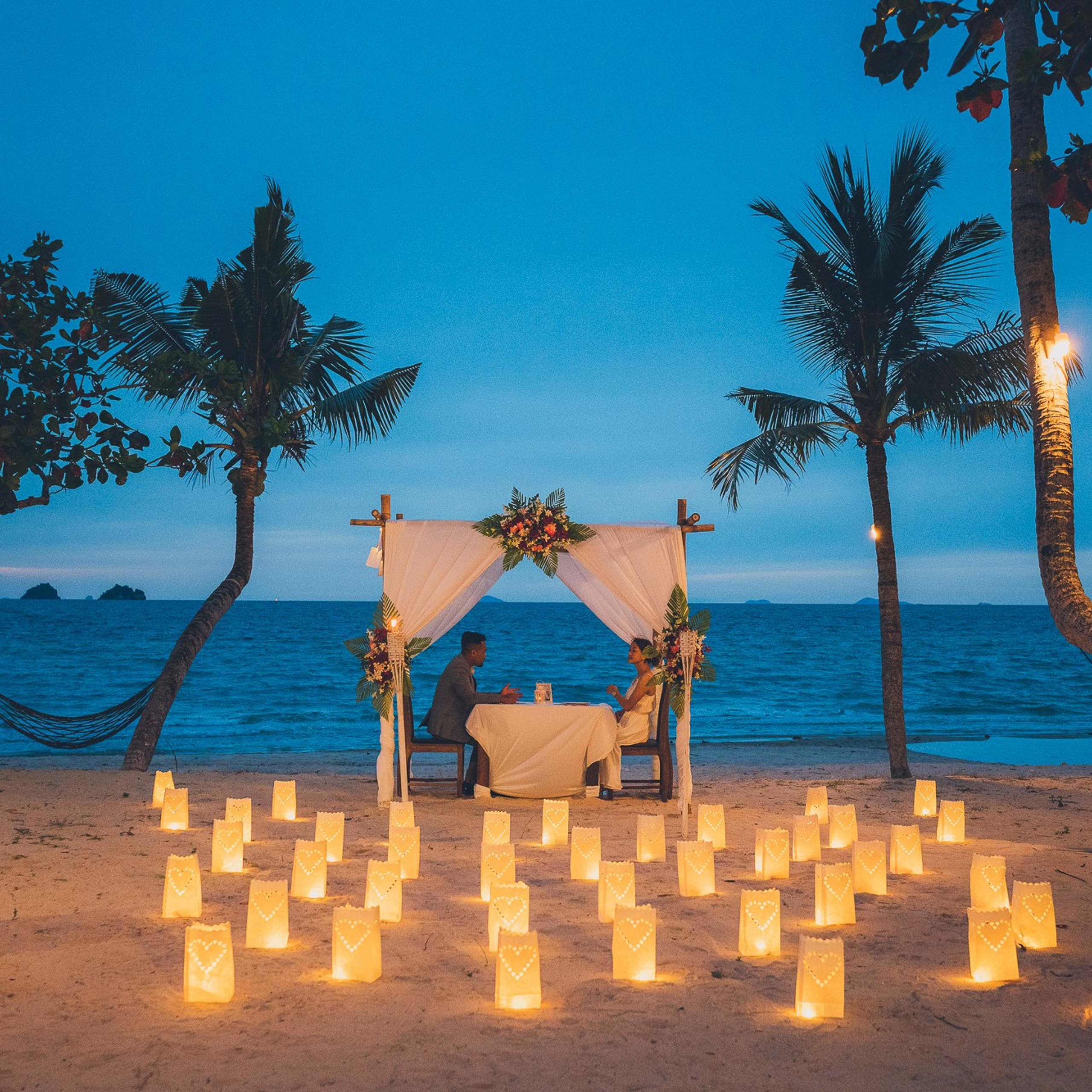 Photo. Romantic proposal on Koh Samui, Thailand