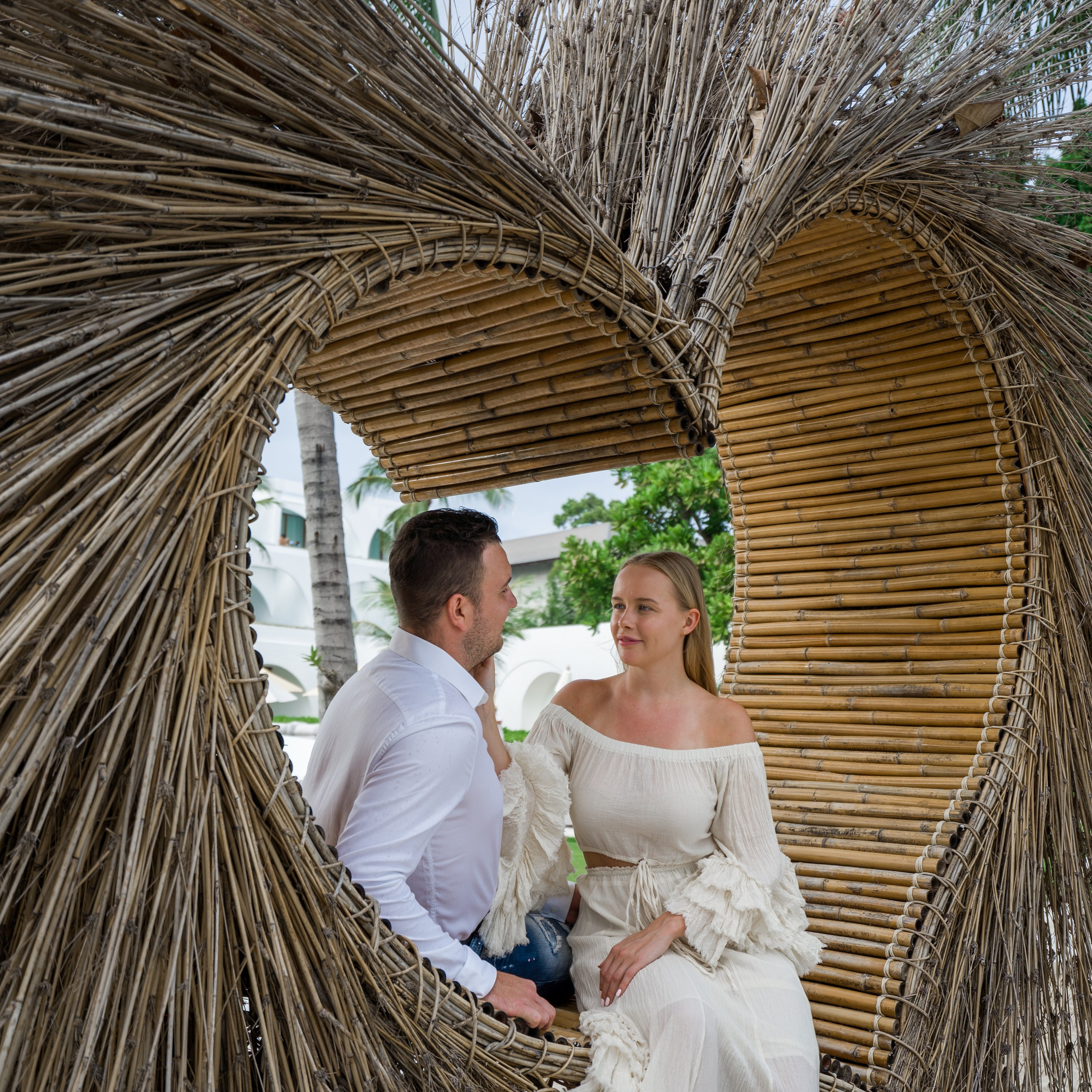 Photo. Romantic proposal on Koh Samui, Thailand
