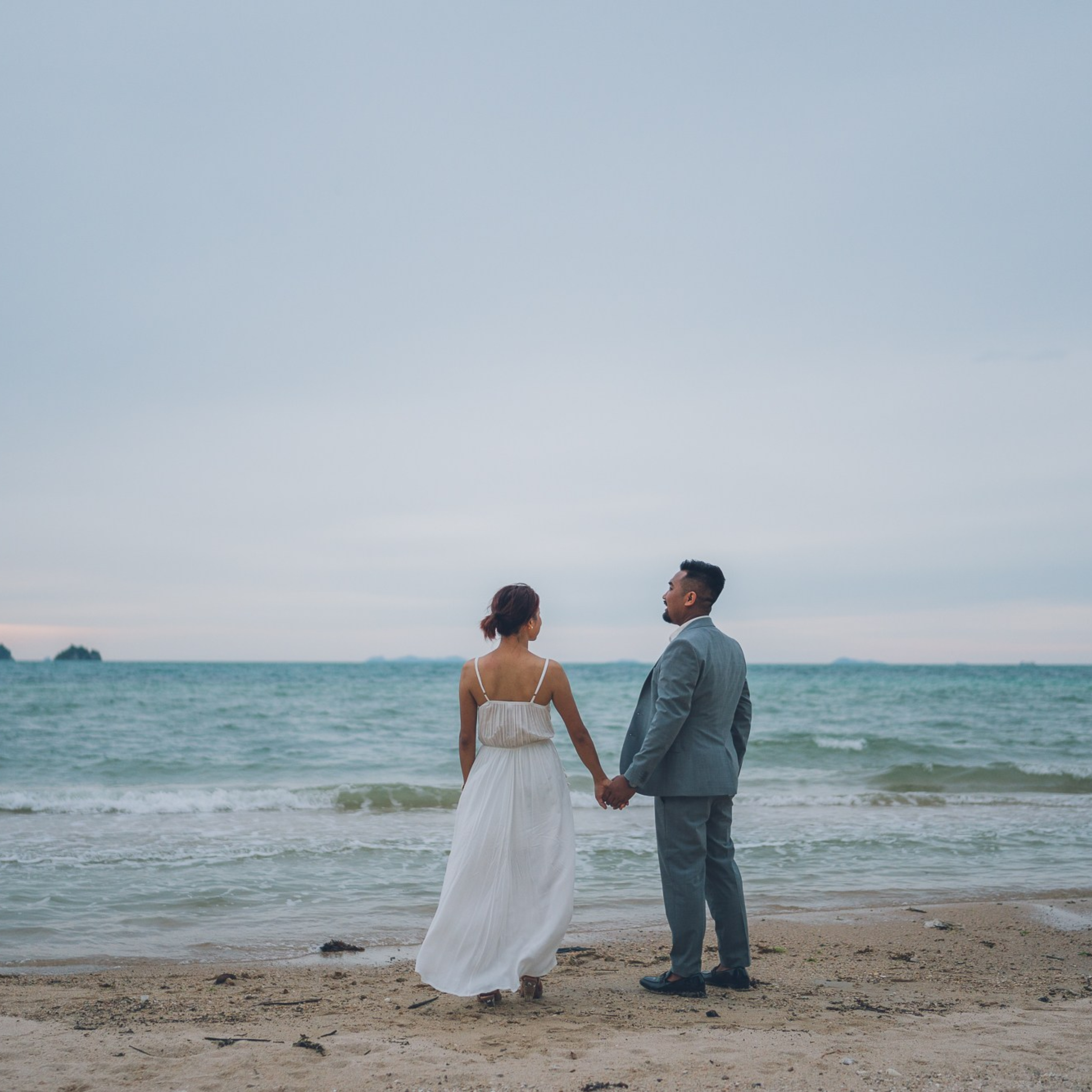Photo. Romantic proposal on Koh Samui, Thailand
