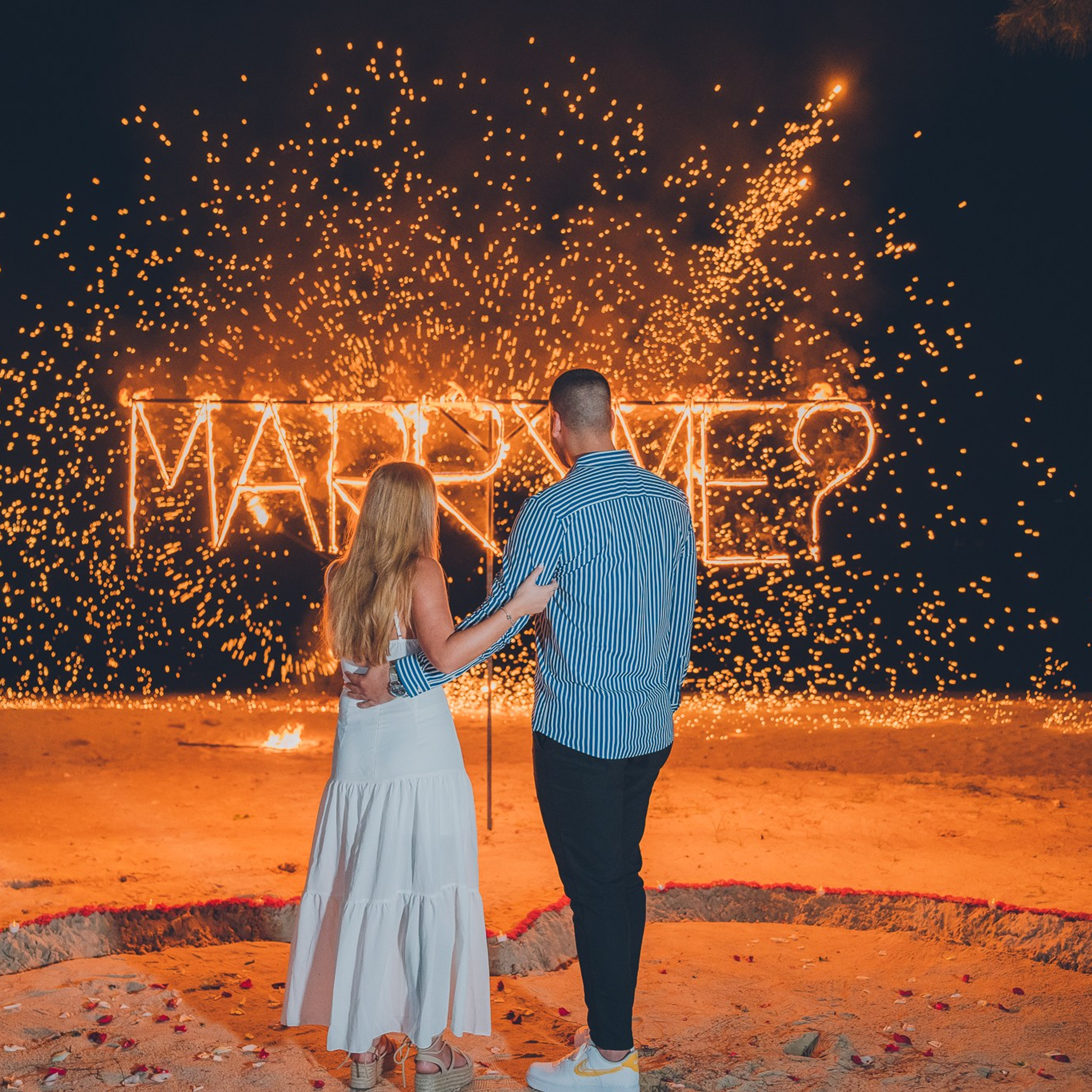 Photo. Romantic proposal on Koh Samui, Thailand