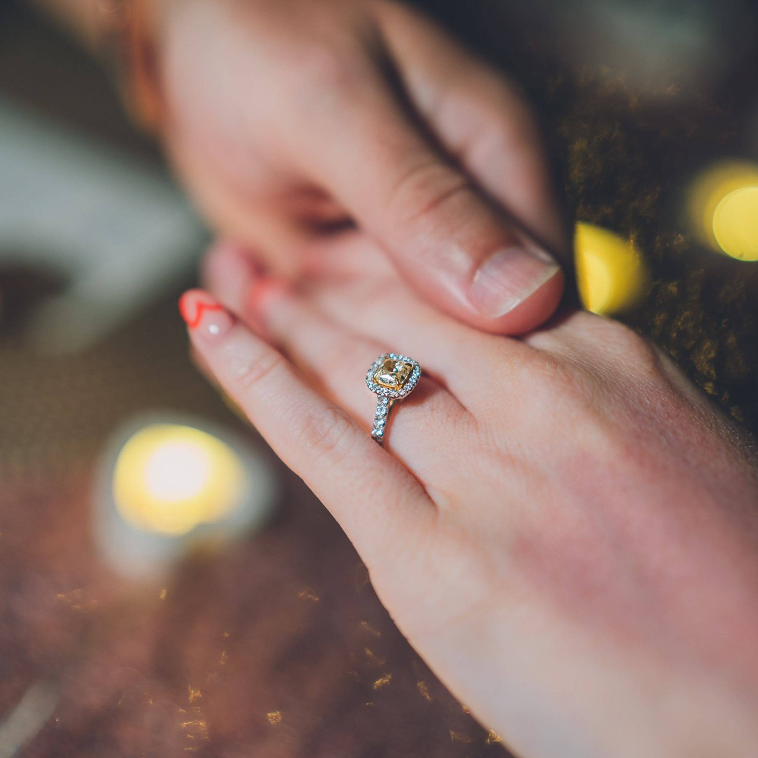 Photo. Romantic proposal on Koh Samui, Thailand