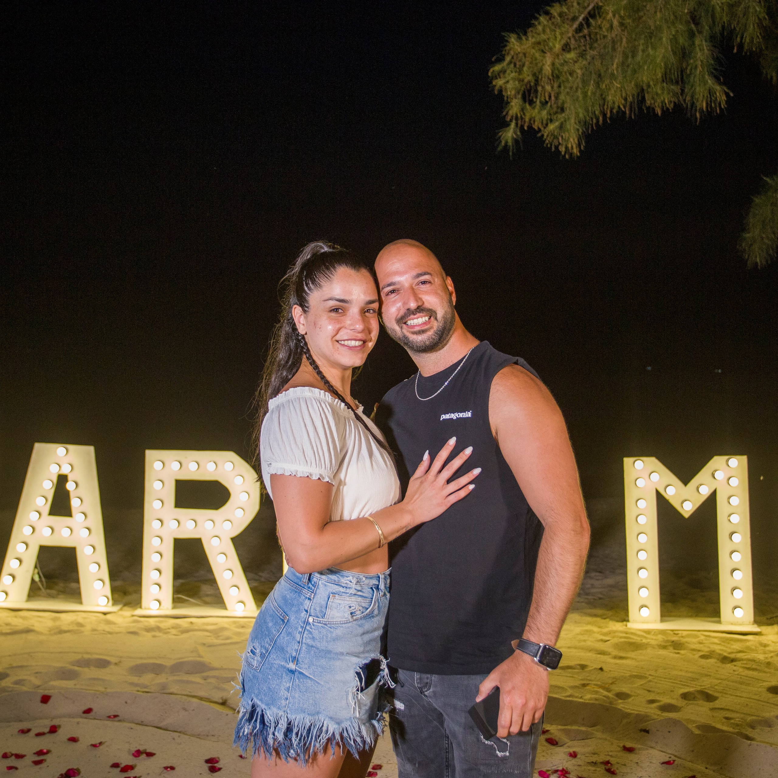 Photo. Romantic proposal on Koh Samui, Thailand