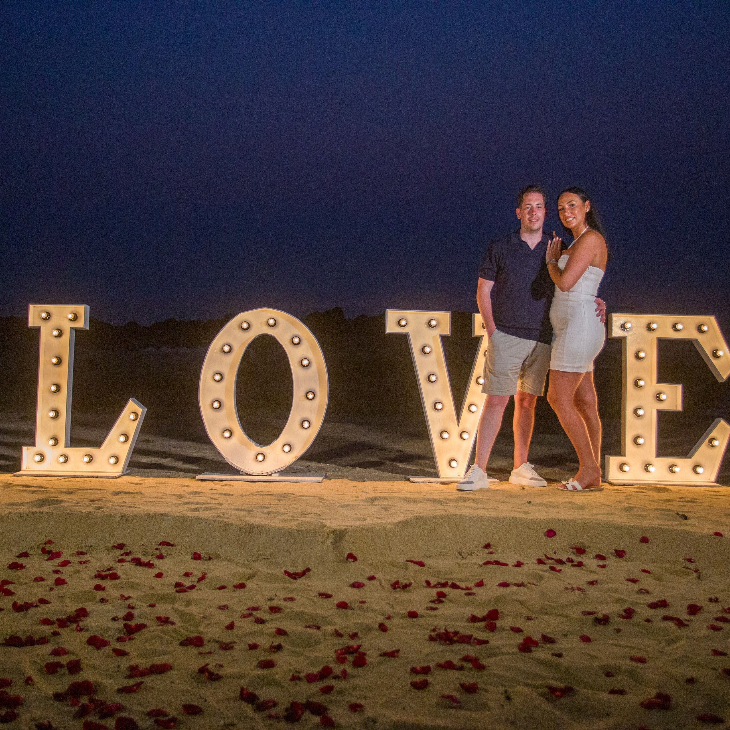 Photo. Romantic proposal on Koh Samui, Thailand