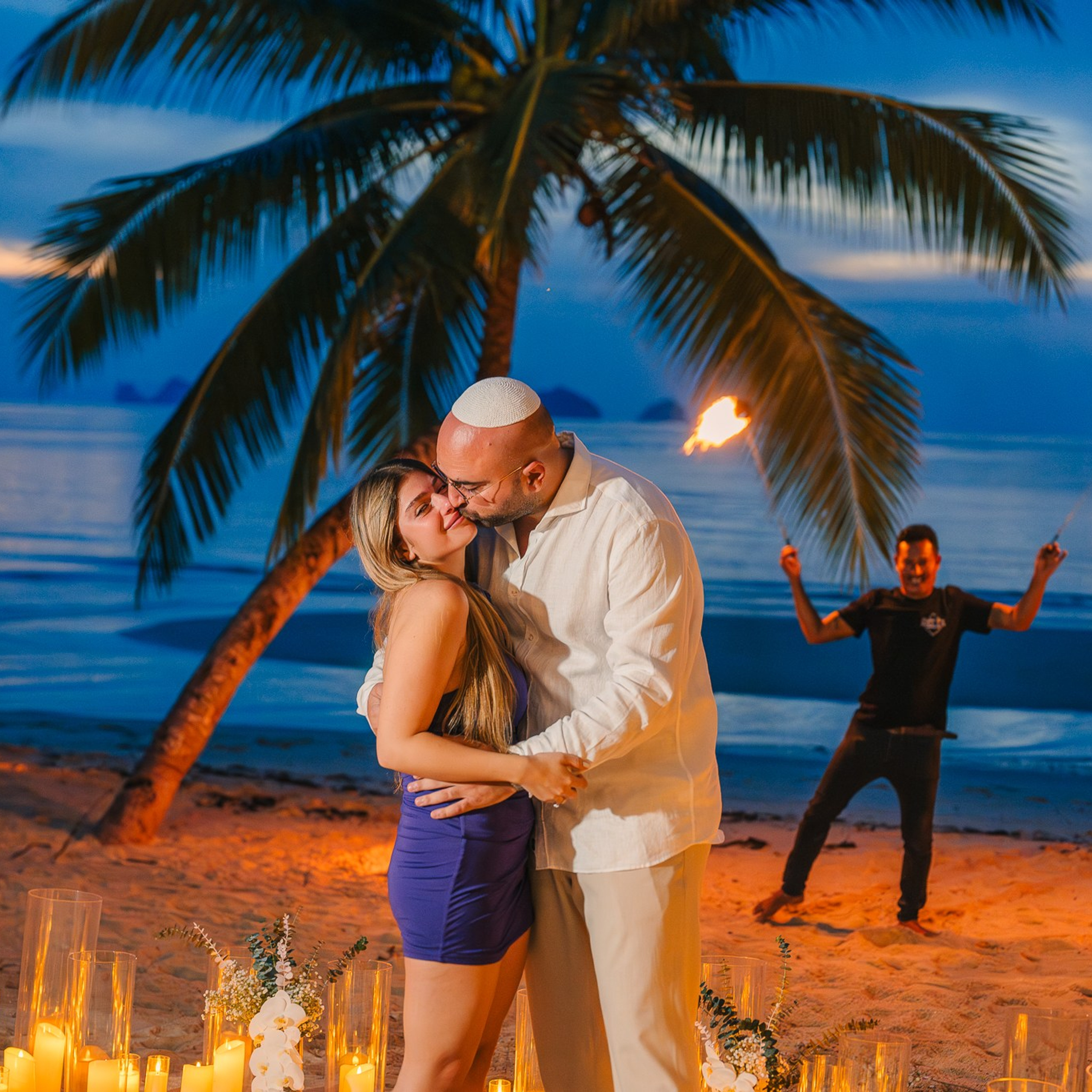 Photo. Romantic proposal on Koh Samui, Thailand