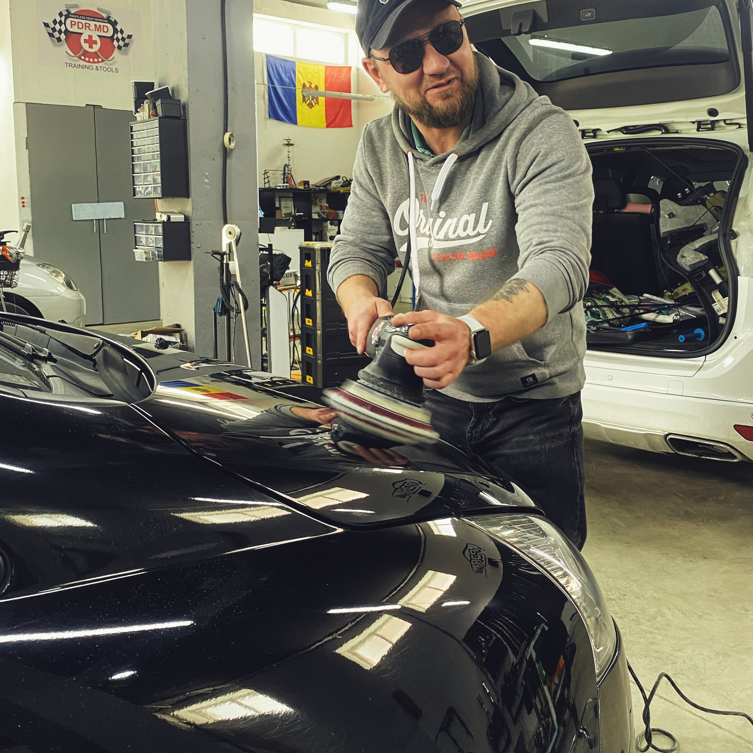 Детейлинг Кишинёв инстаграм https://instagram.com/maxshiller_?igshid=OGQ5ZDc2ODk2ZA== ремонт сколов и трещин 