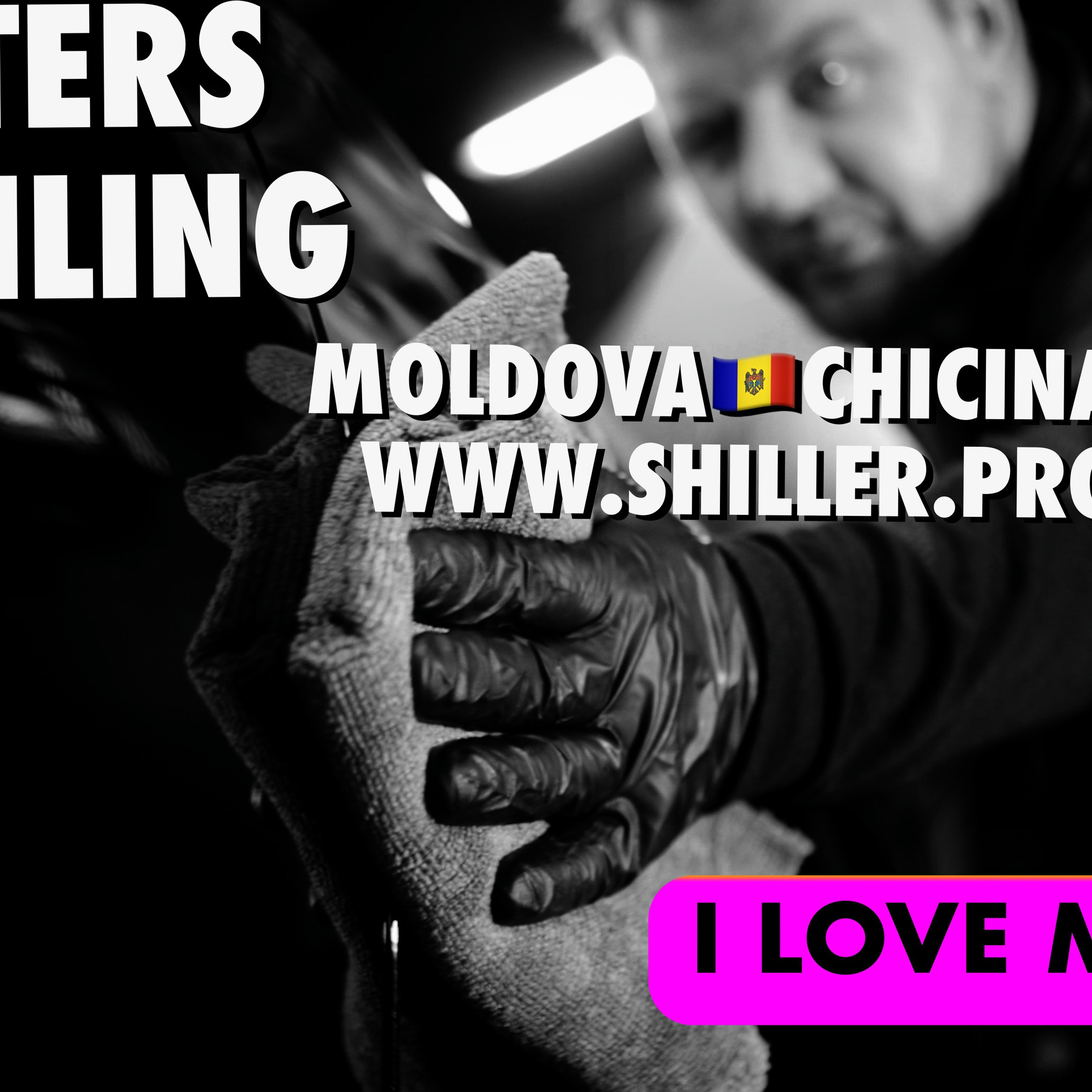 Тщательная полировка деталей автомобиля происходит под наблюдением мастера детейлинга"