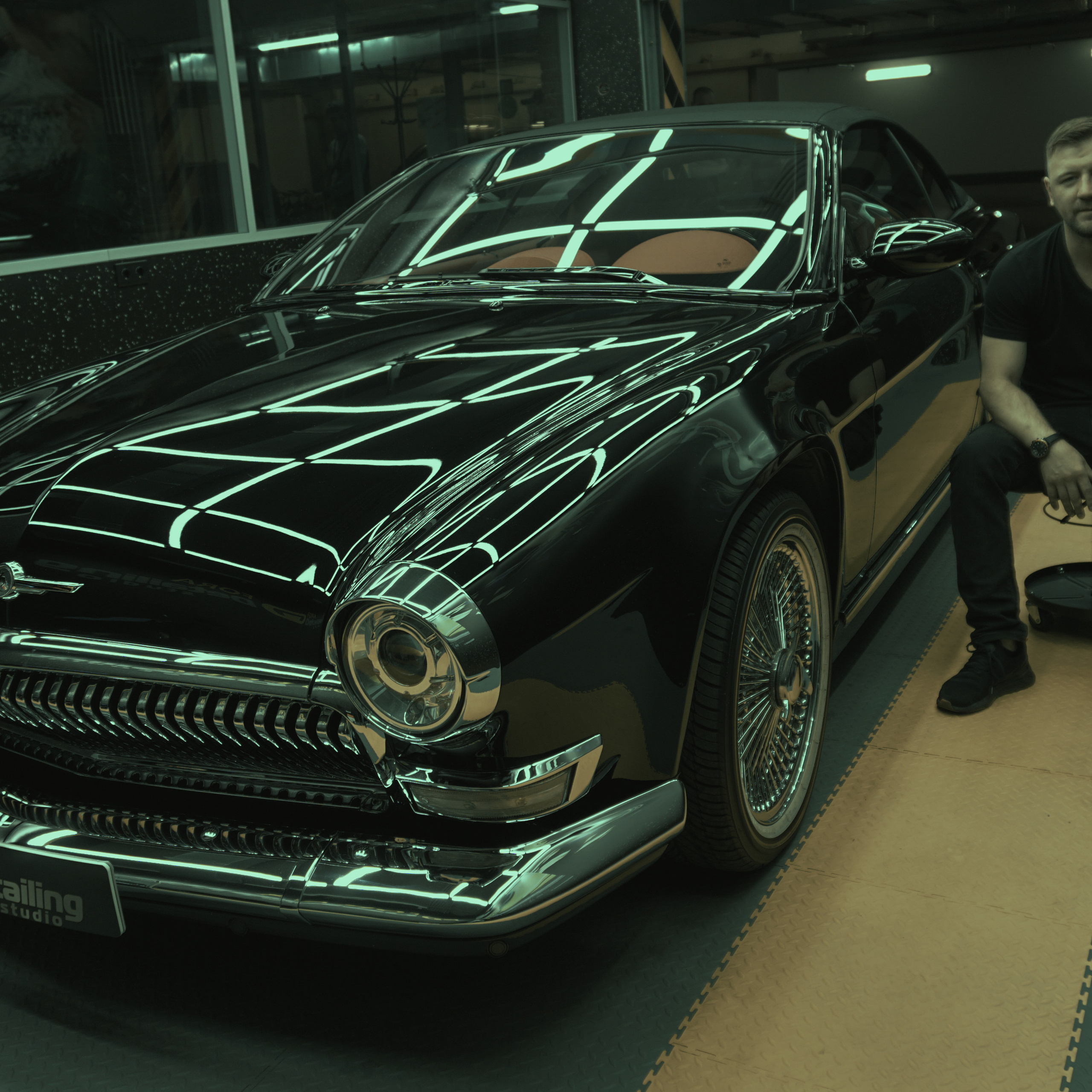 Детейлинг Полировка кузова ретро авто мастер детейлинга Макс Шиллер Кишинёв Молдова 