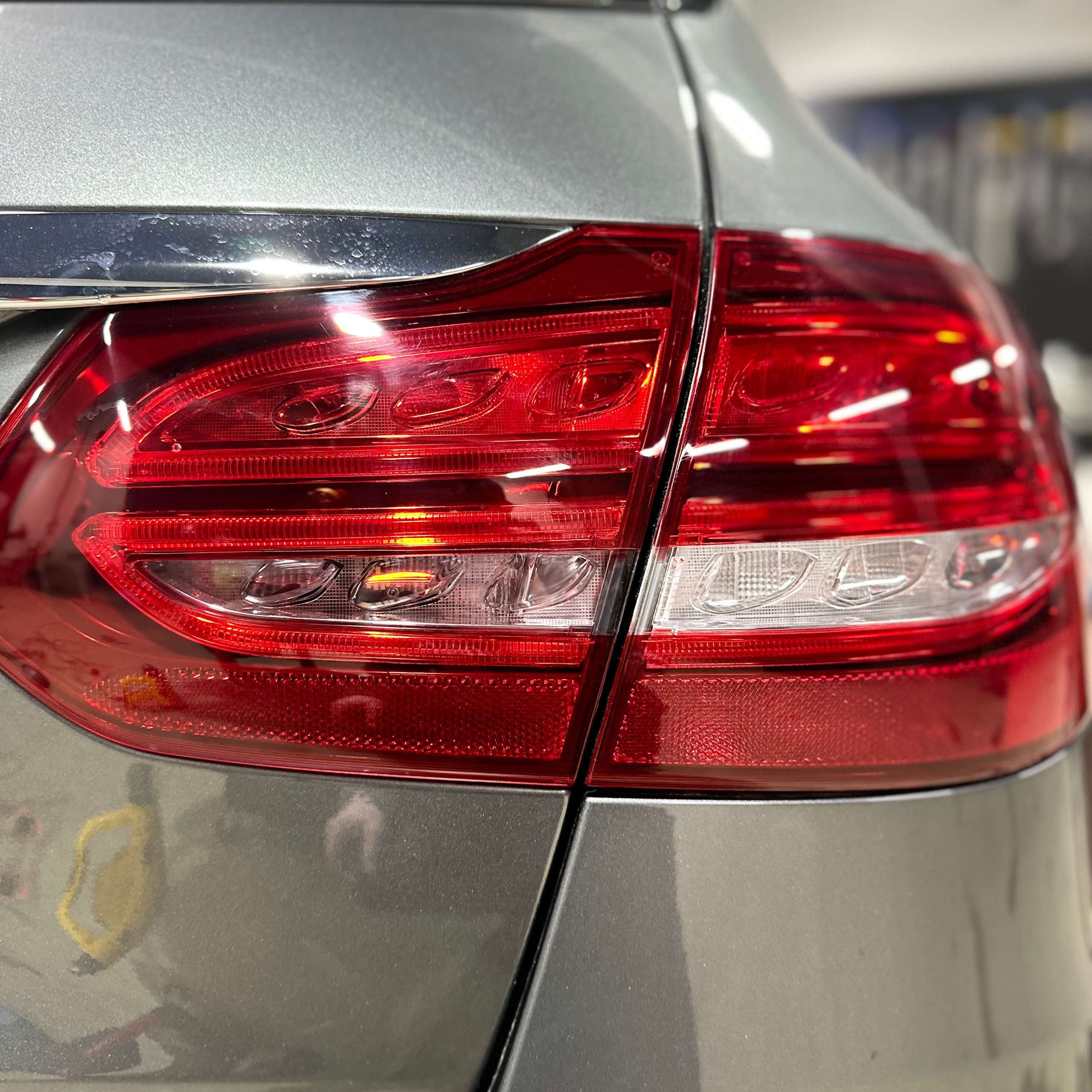 Защитная Пленка на заднюю оптику защита стопов  