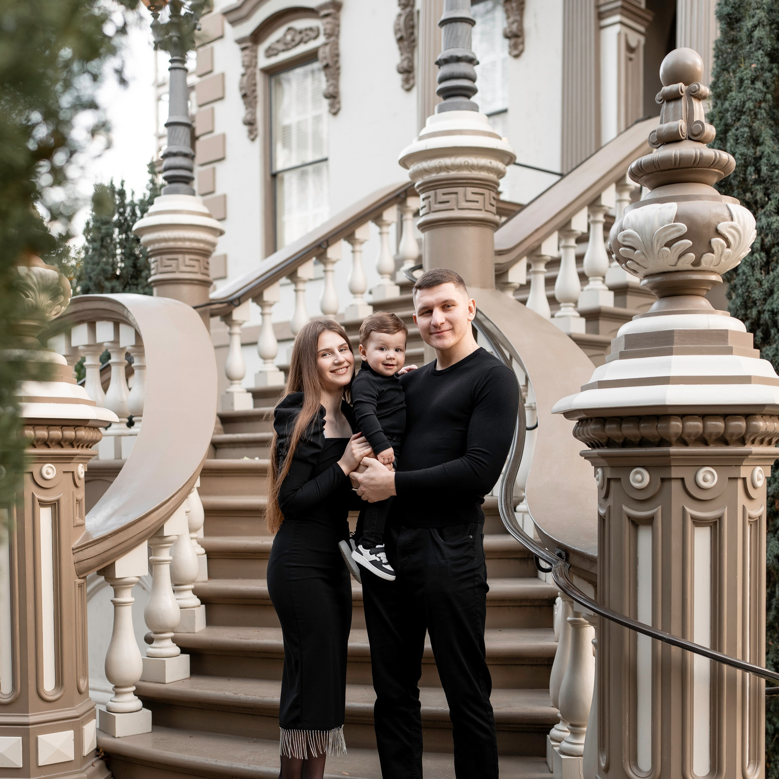 Artem, Nadia & Elisha