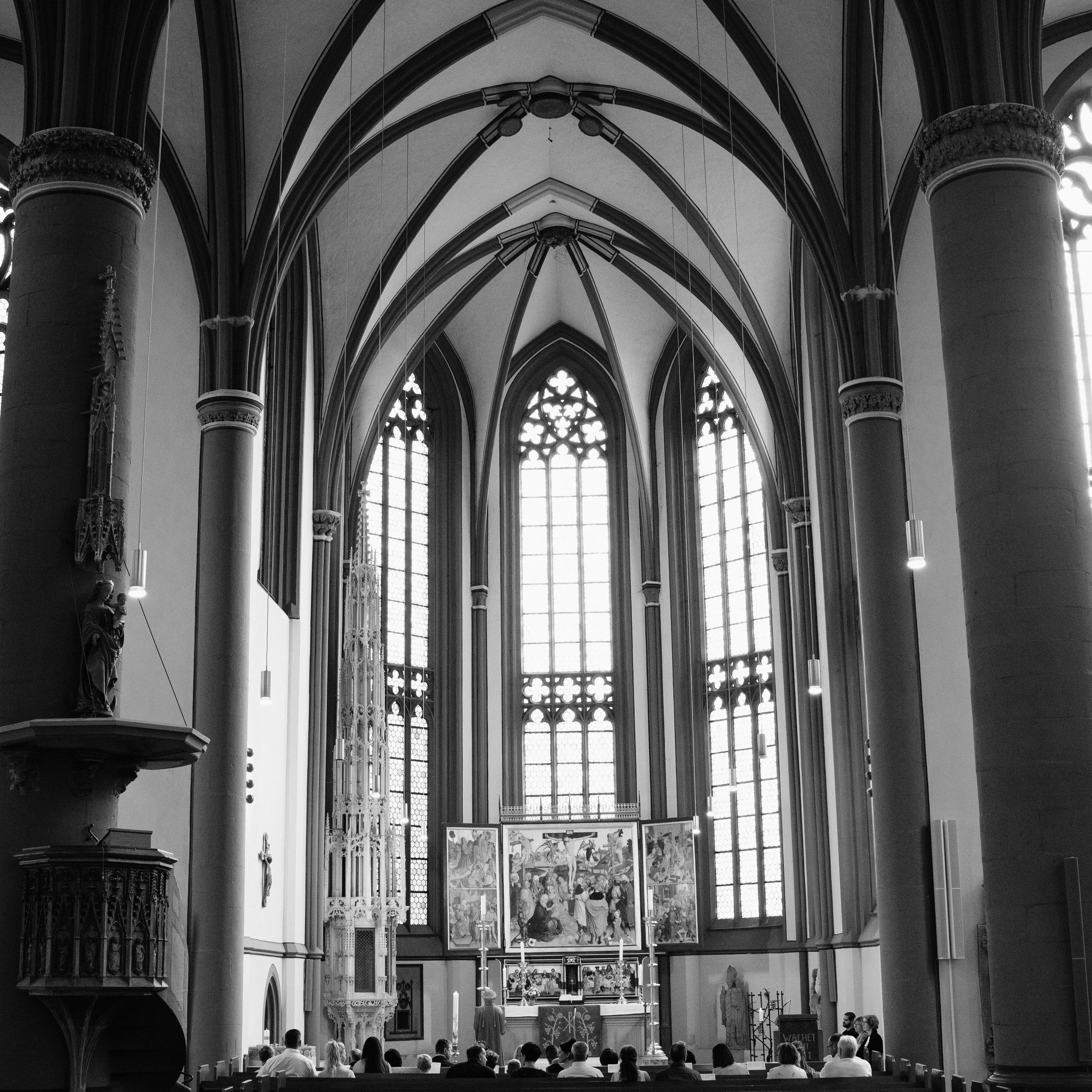Hochzeitszeremonie in einer Kirche in Hessen, fotografiert von Hochzeitsfotografin Nicole Hartwich