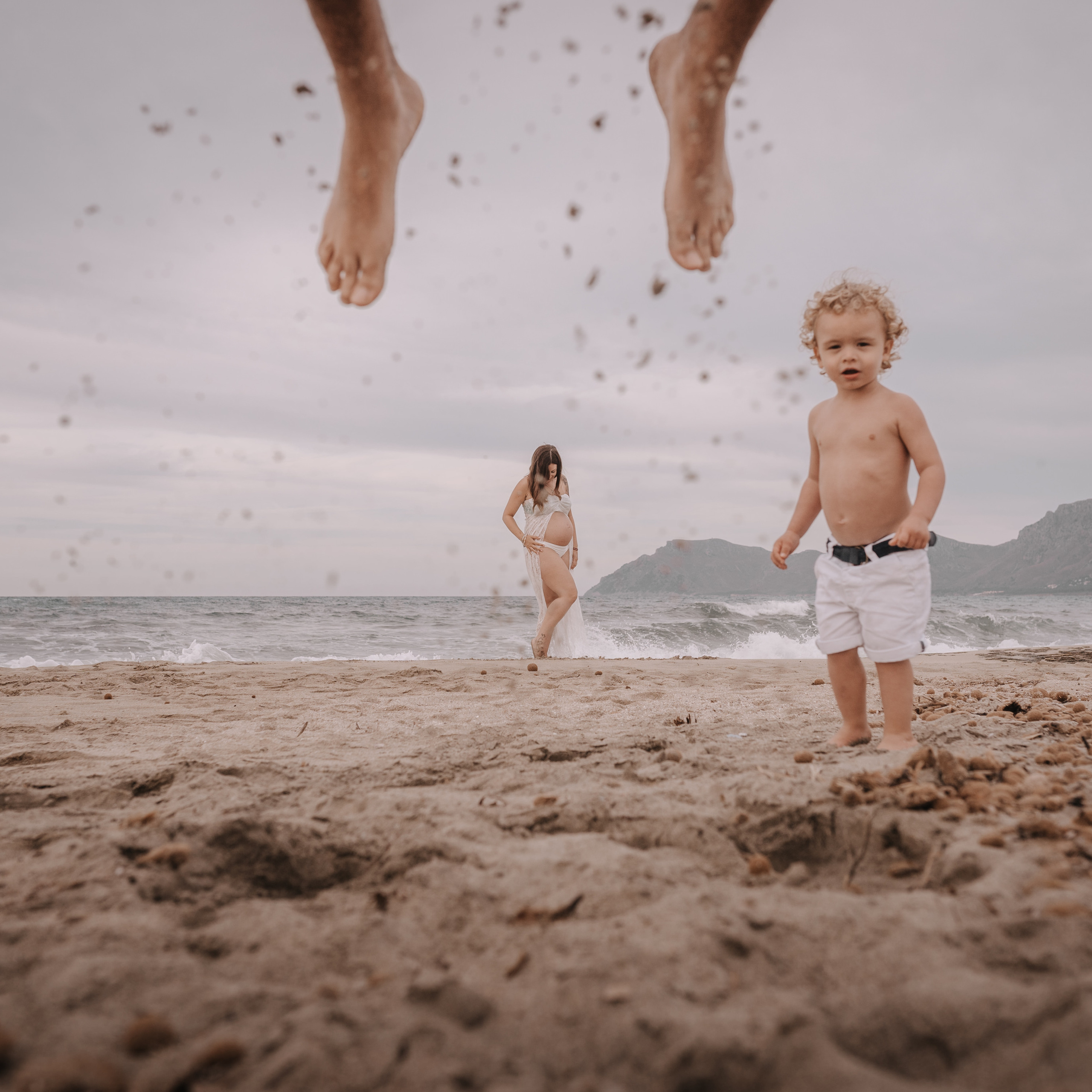 DIVIRTIENDOSE EN LA PLAYA