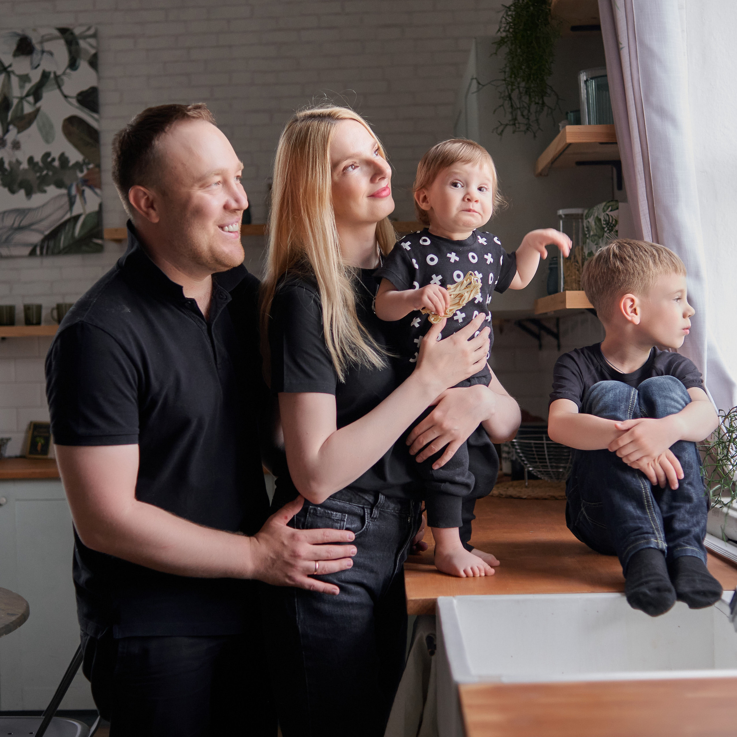 Sesje rodzinne i Love‑Story w Poznaniu | fotografia pełna emocji. Stanislau Krasovski – Fotografia artystyczna i kreatywne sesje w Poznaniu