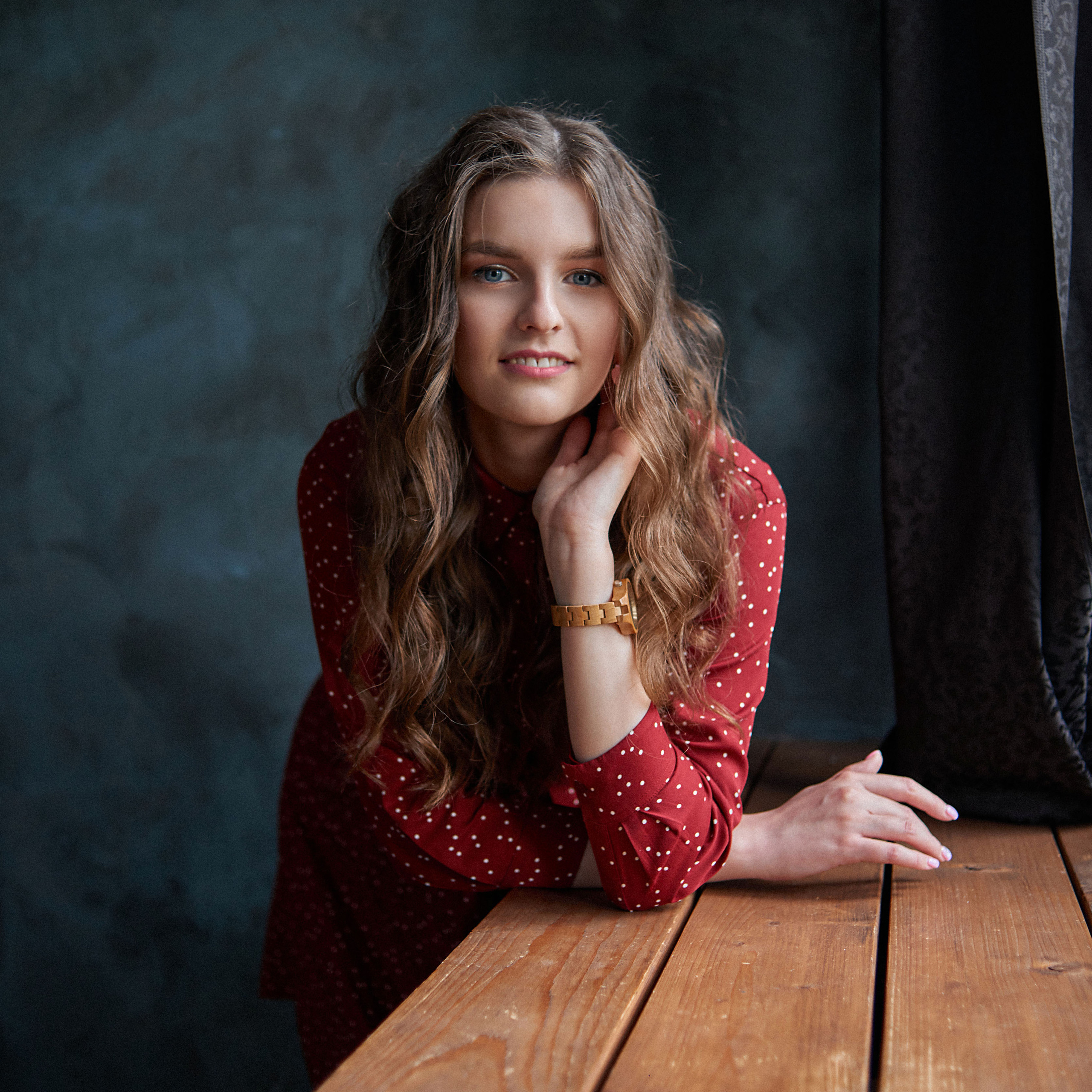 Portret – profesjonalna fotografia portretowa w Poznaniu | Stanislau Krasouski. Stanislau Krasovski – Fotografia artystyczna i kreatywne sesje w Poznaniu