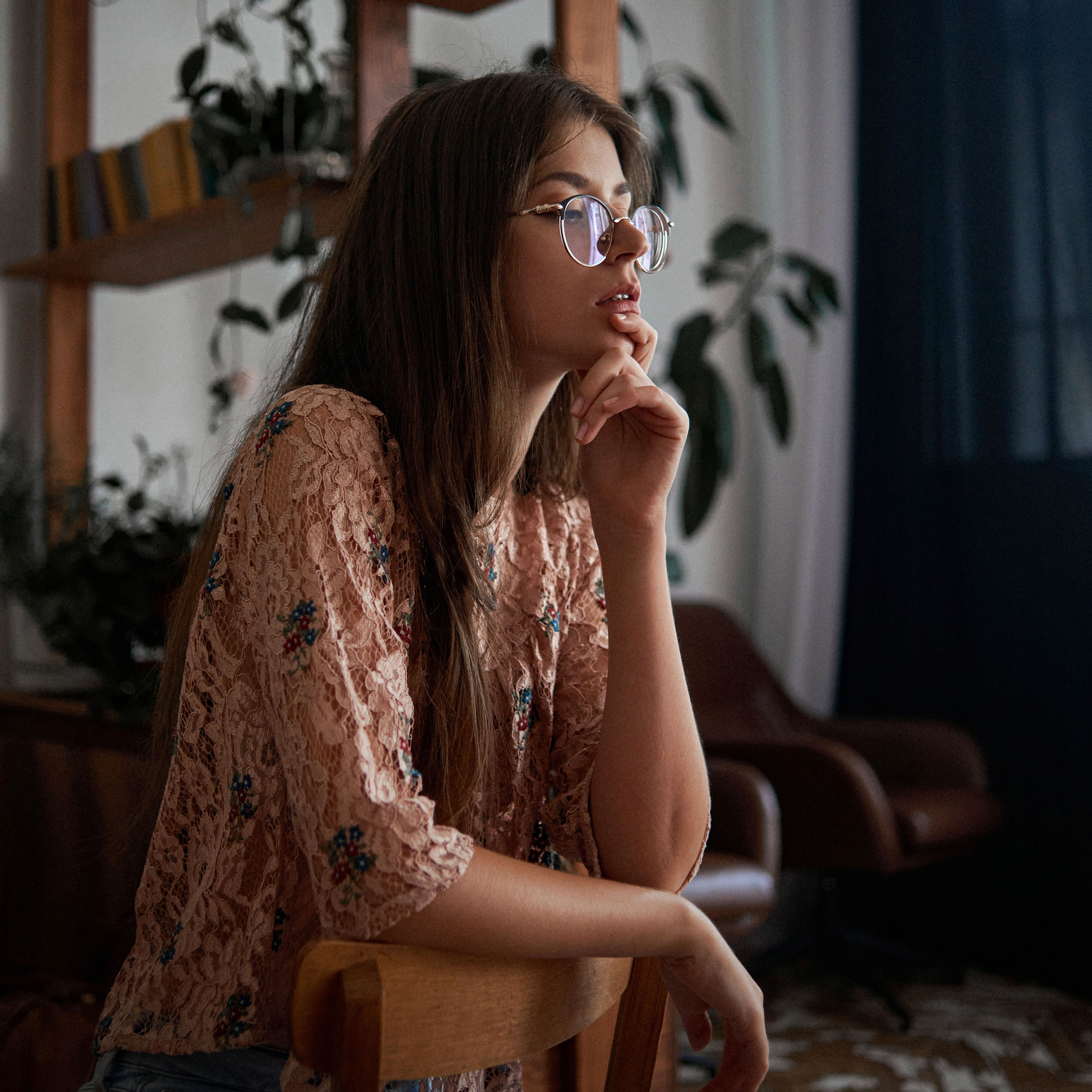 Portret – profesjonalna fotografia portretowa w Poznaniu | Stanislau Krasouski. Stanislau Krasovski – Fotografia artystyczna i kreatywne sesje w Poznaniu