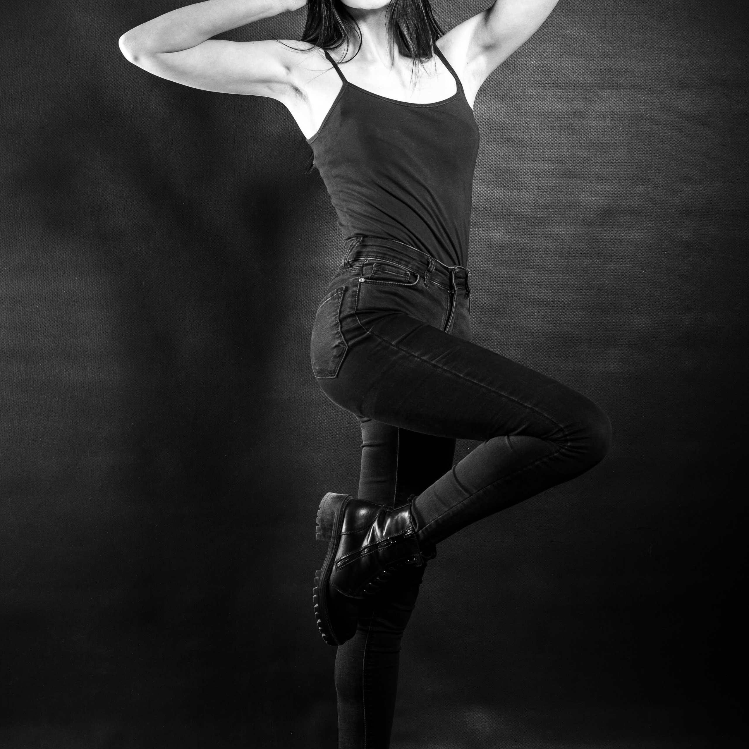 Sesje testowe dla modeli w Poznaniu | profesjonalna fotografia modelingowa. Stanislau Krasovski – Fotografia artystyczna i kreatywne sesje w Poznaniu