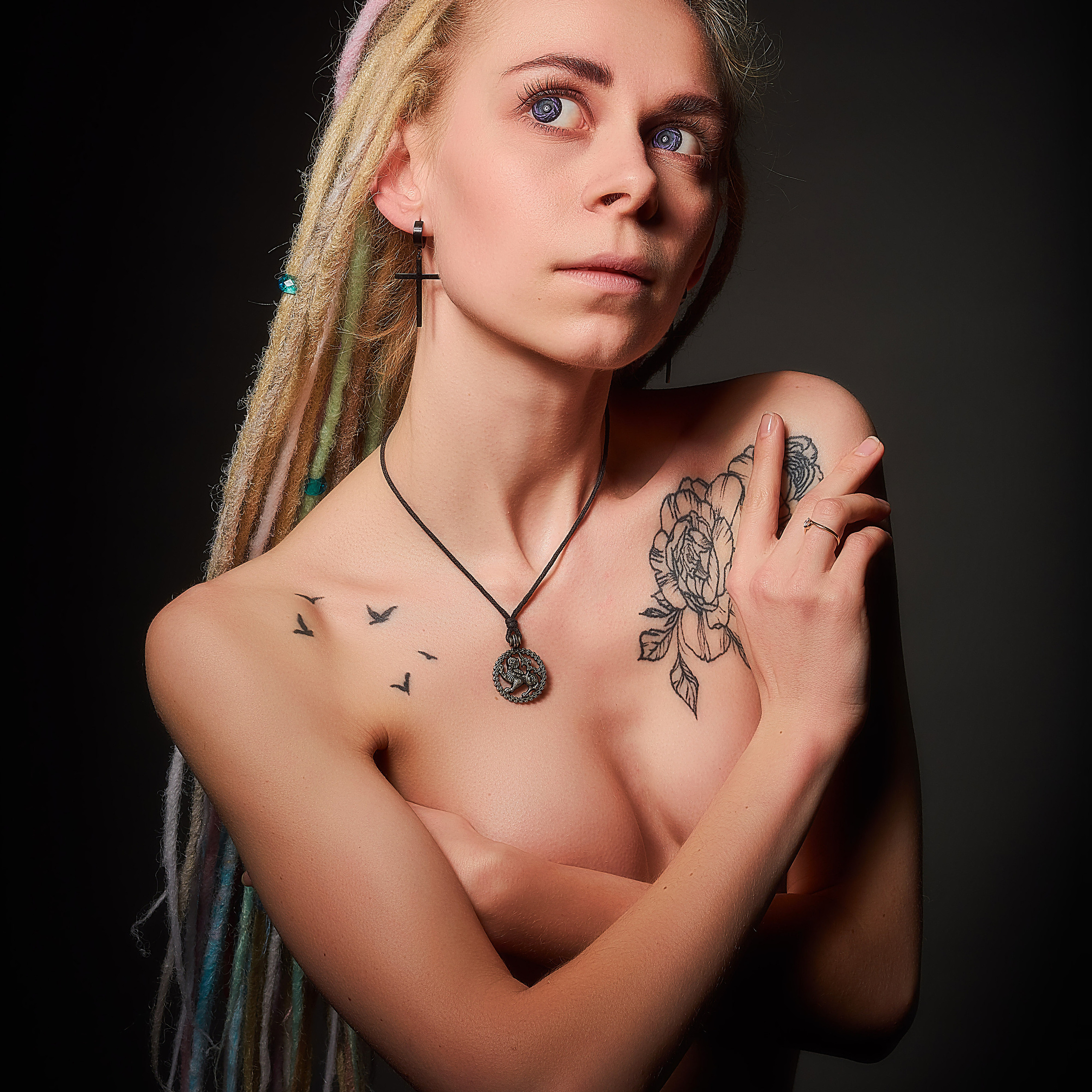 Artystyczna fotografia aktu 18+ w Polsce | kreatywne i subtelne sesje. Stanislau Krasovski – Fotografia artystyczna i kreatywne sesje w Poznaniu