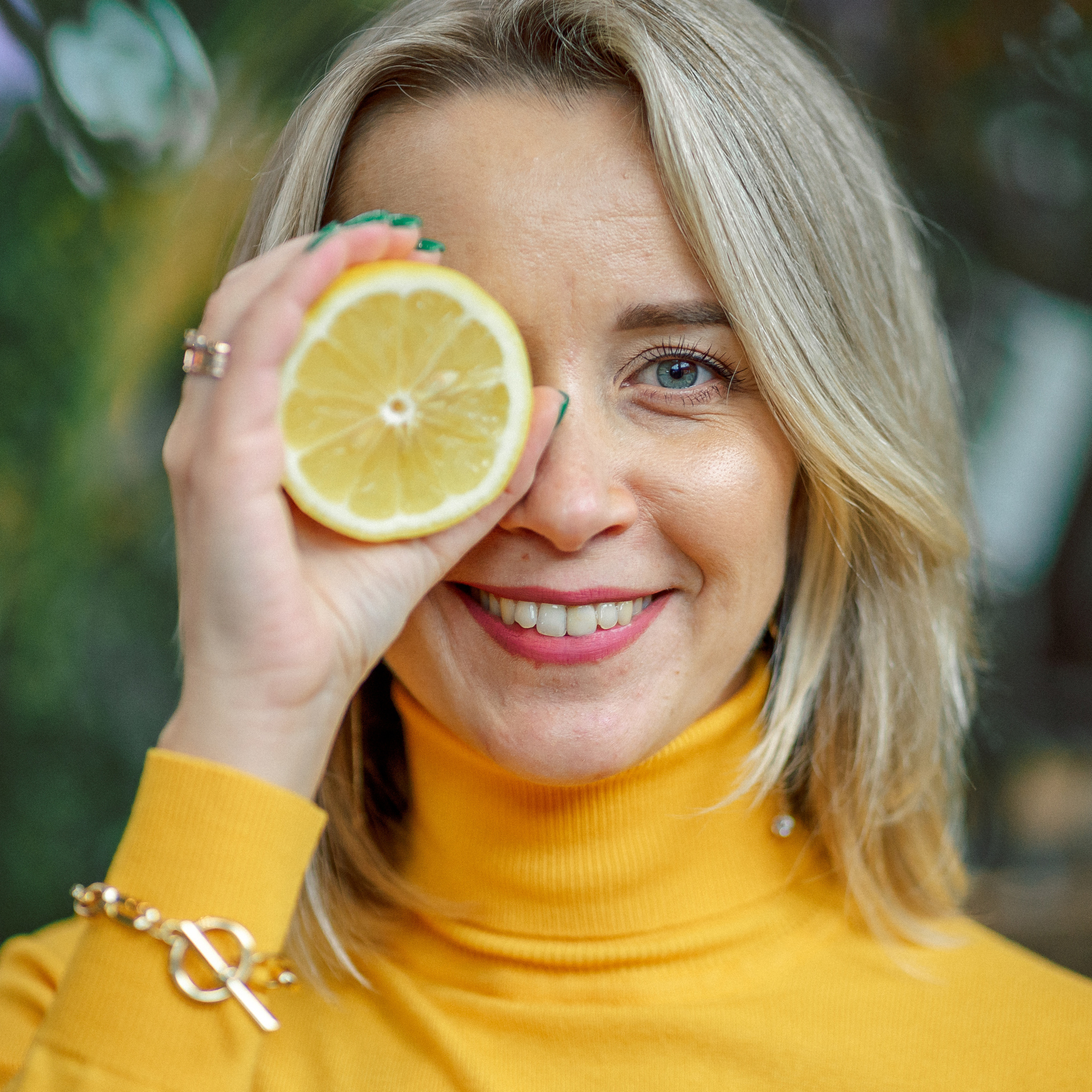 Reseñas. Fotógrafa en Madrid | Retratos femeninos, familia y sesiones con caballos – Anna Maruleva