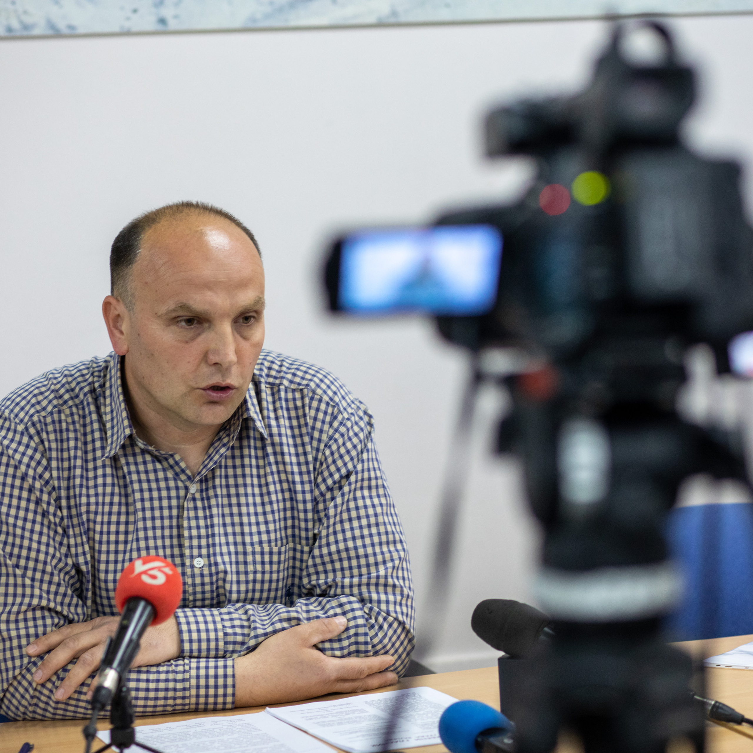 Одржана КЗН о иницијативи за смену Председнице Скупштине Снежане Ракић (СНС). Lokalni Front VA