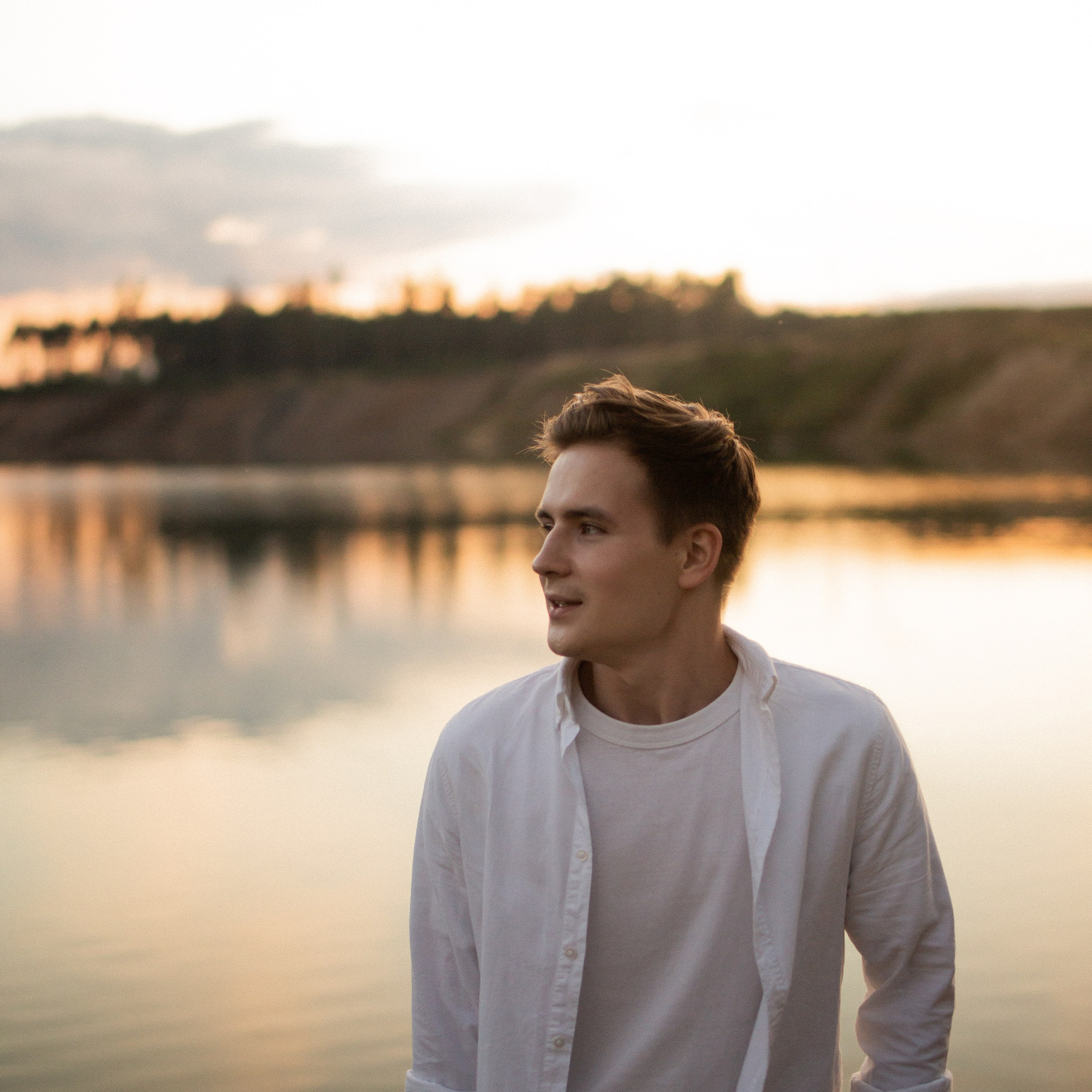 Reviews. Photographer Vladmir Gladkov