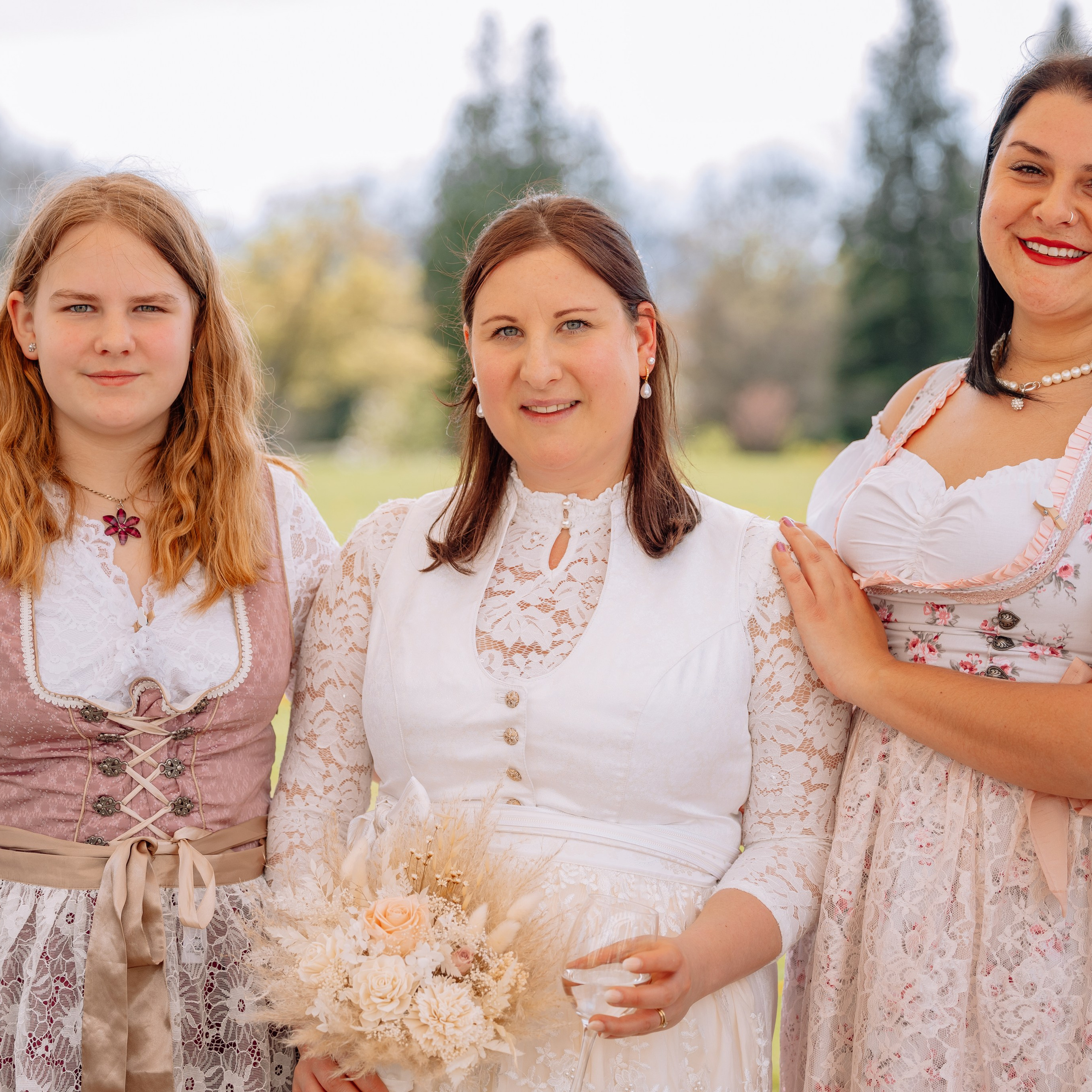 Referenzen. Hochzeitsfotograf München Taufe Familienfotograf Tanja Mauke