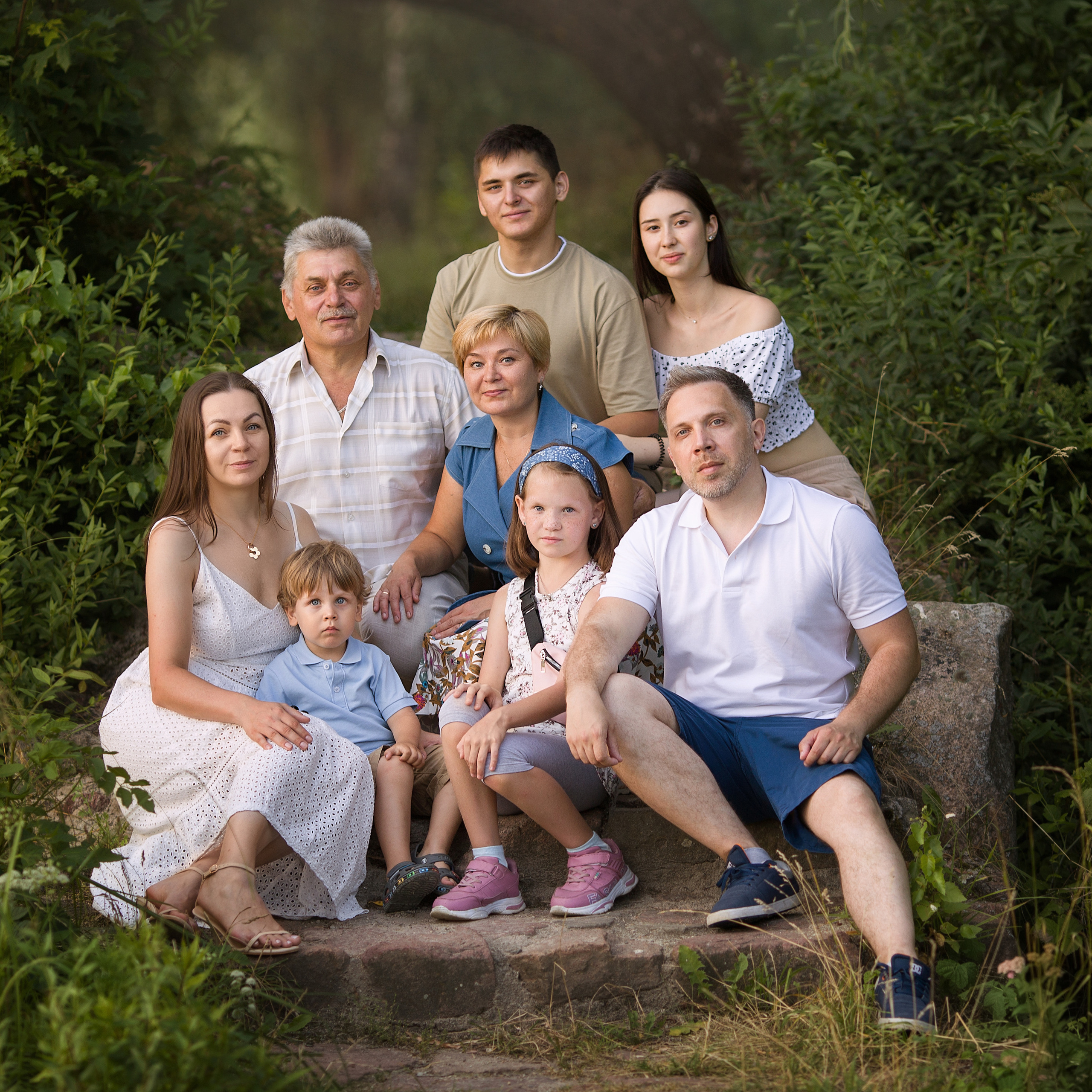 Несколько поколений вместе