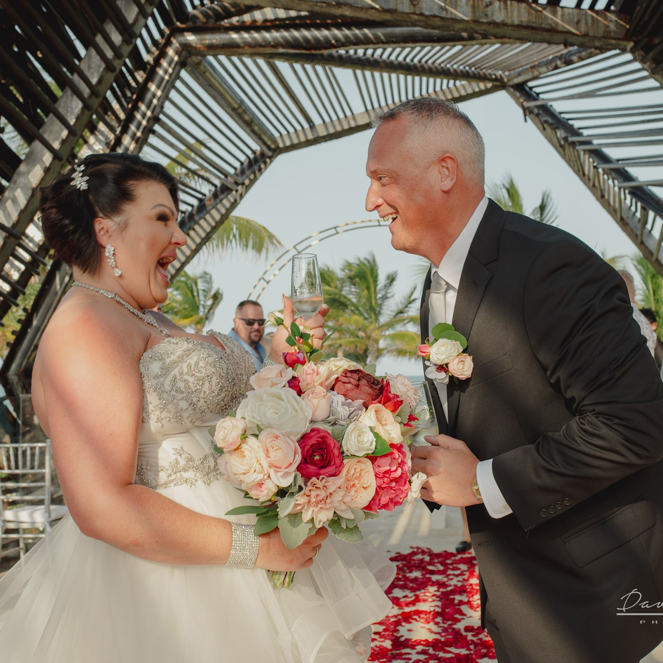 Sneak Peeks. Destination wedding photographer based in Cancun and Riviera Maya with service worldwide
