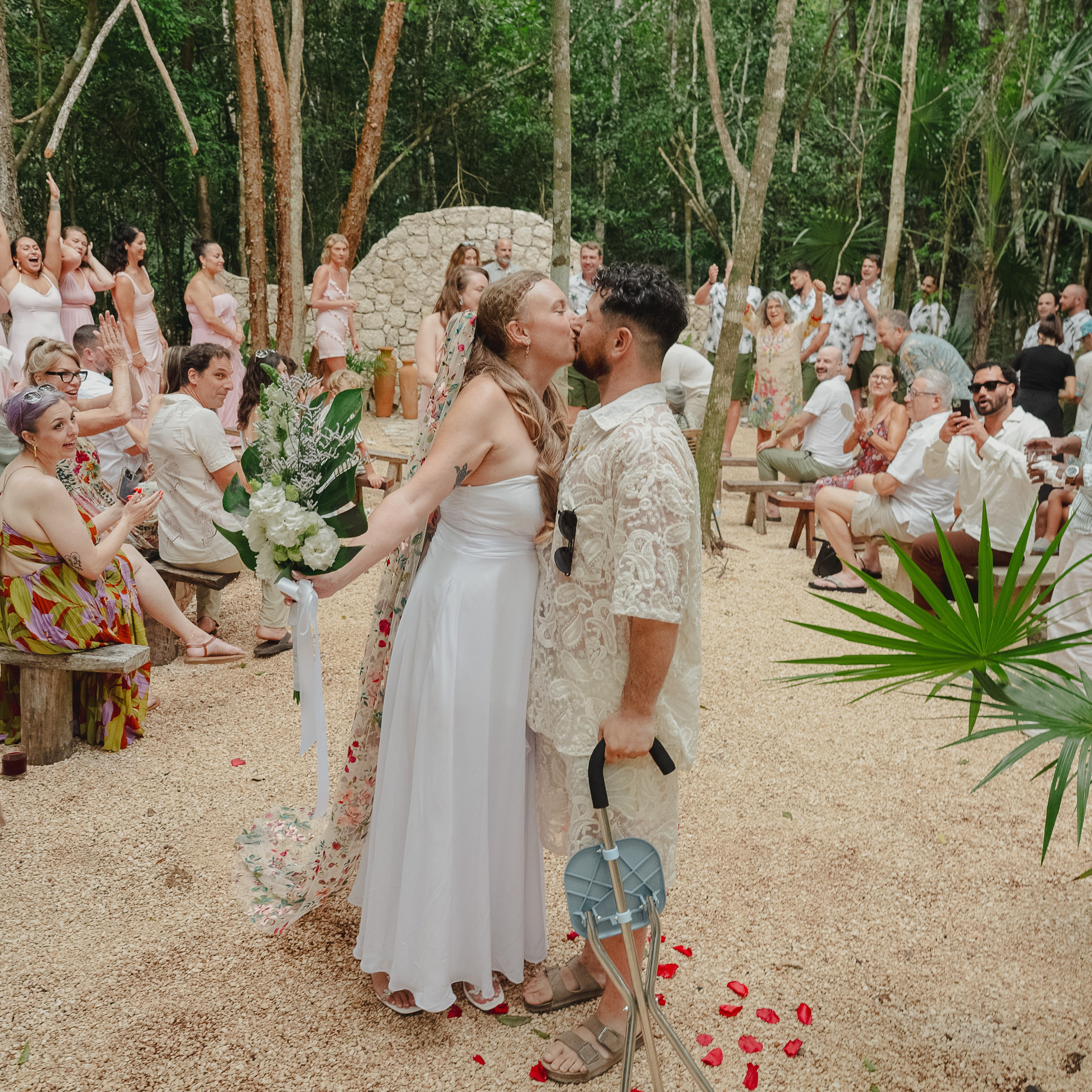 Sneak Peeks. Destination wedding photographer based in Cancun and Riviera Maya with service worldwide