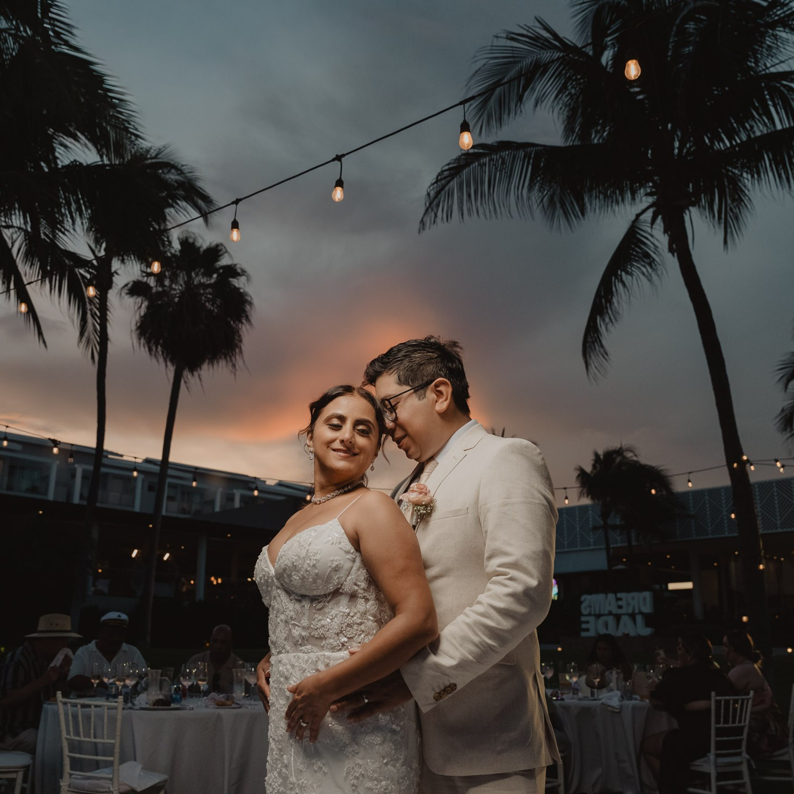Sneak Peeks. Destination wedding photographer based in Cancun and Riviera Maya with service worldwide