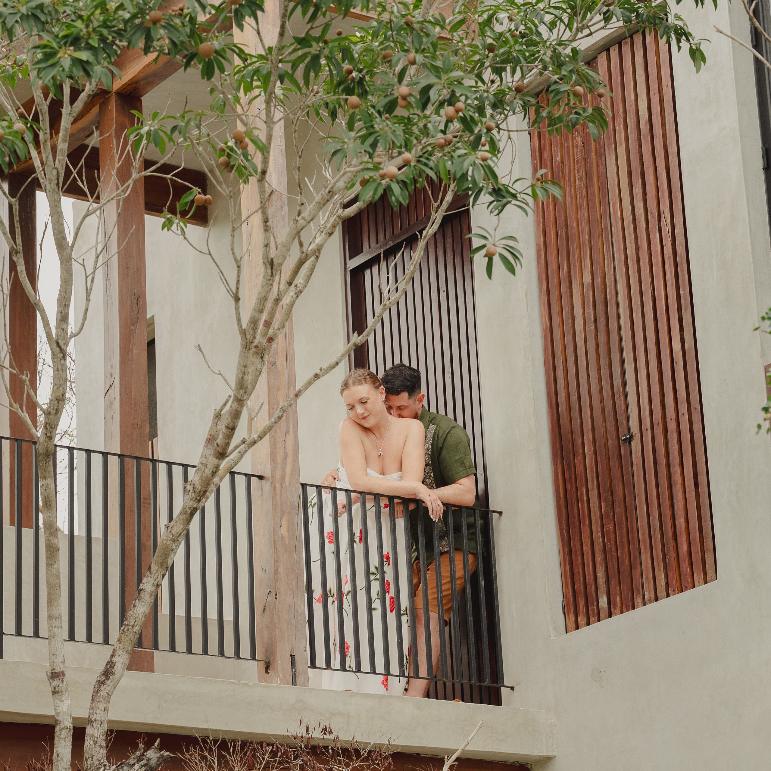 Sneak Peeks. Destination wedding photographer based in Cancun and Riviera Maya with service worldwide