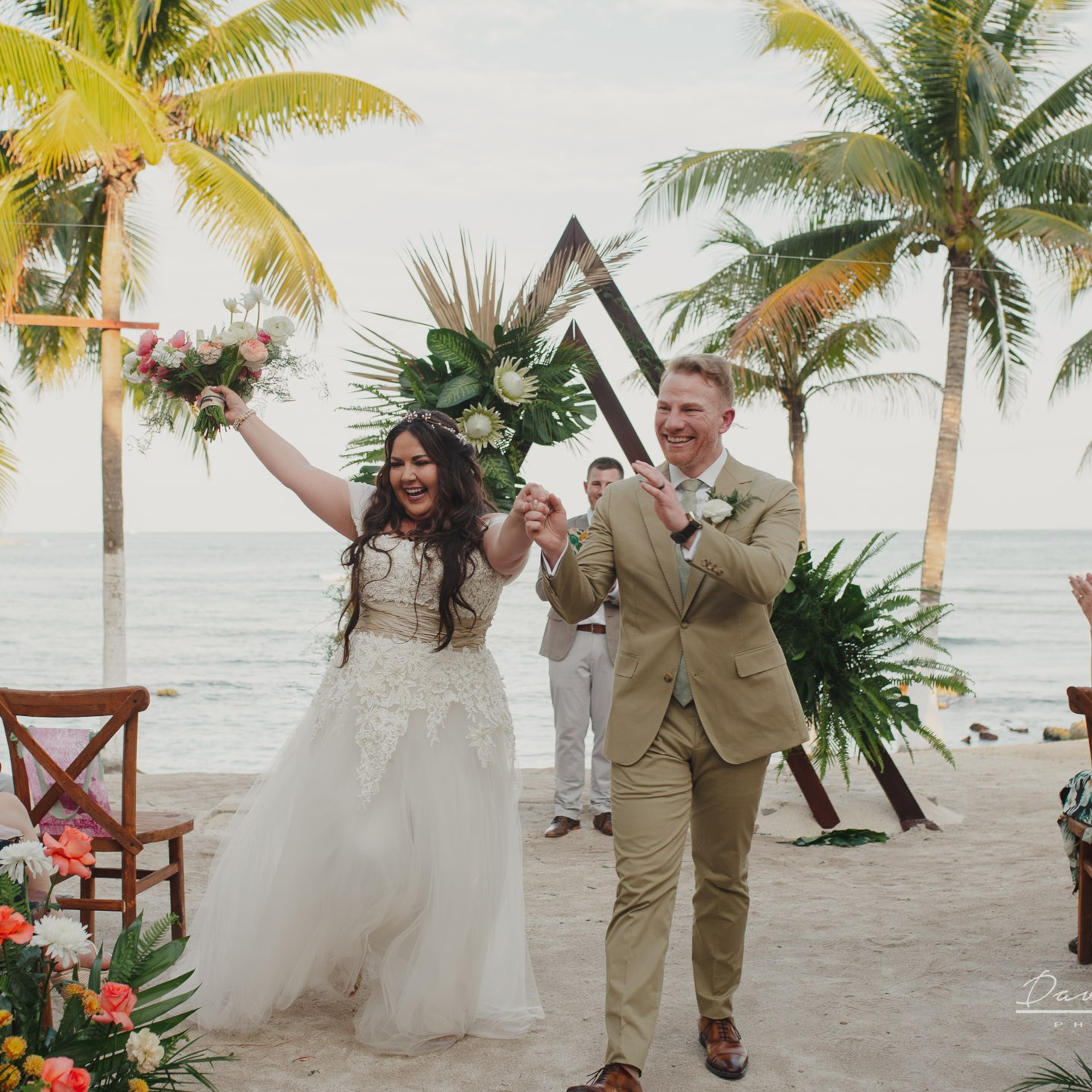 Happy Couples Testimonials. Destination wedding photographer based in Cancun and Riviera Maya with service worldwide