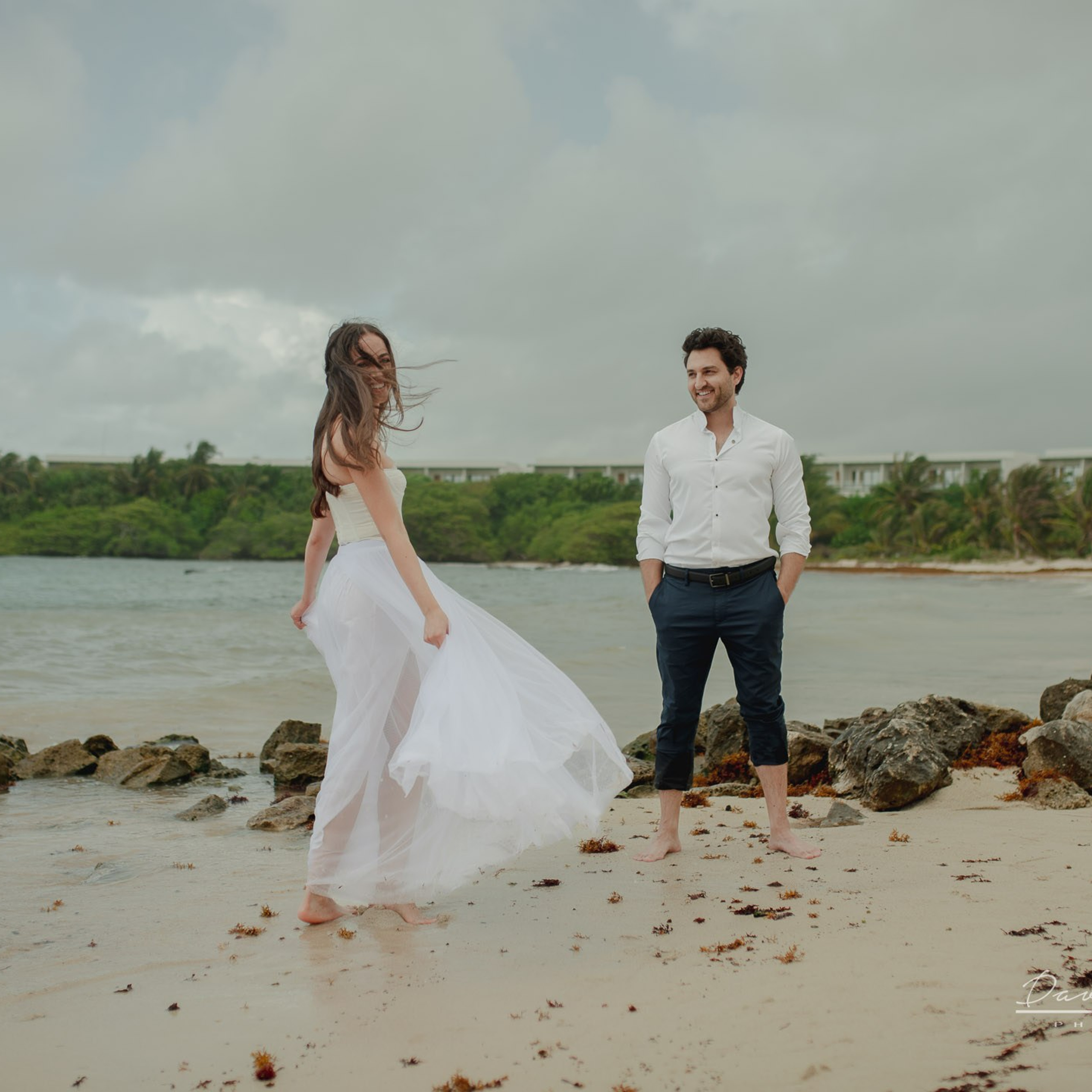 Sneak Peeks. Destination wedding photographer based in Cancun and Riviera Maya with service worldwide