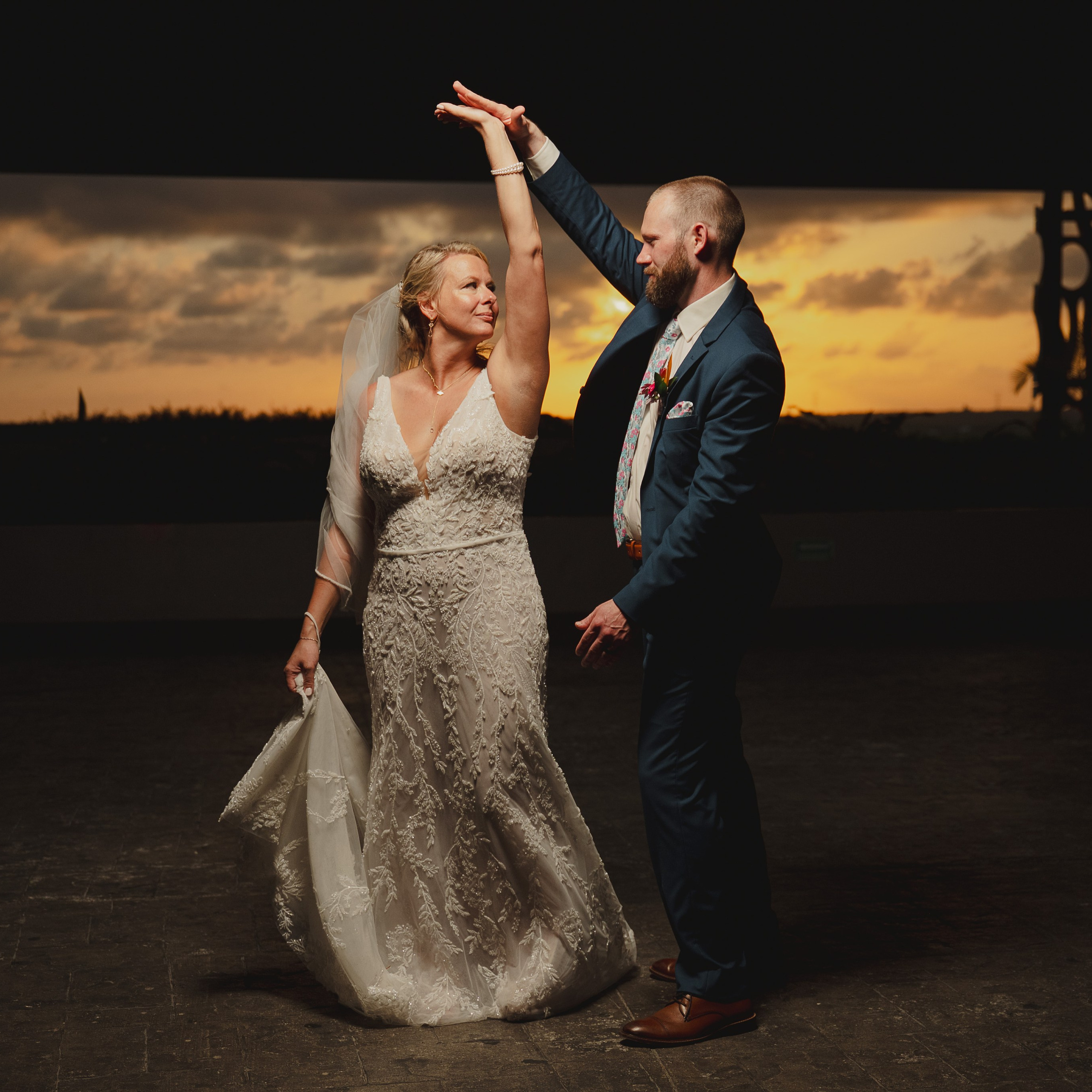 Sneak Peeks. Destination wedding photographer based in Cancun and Riviera Maya with service worldwide