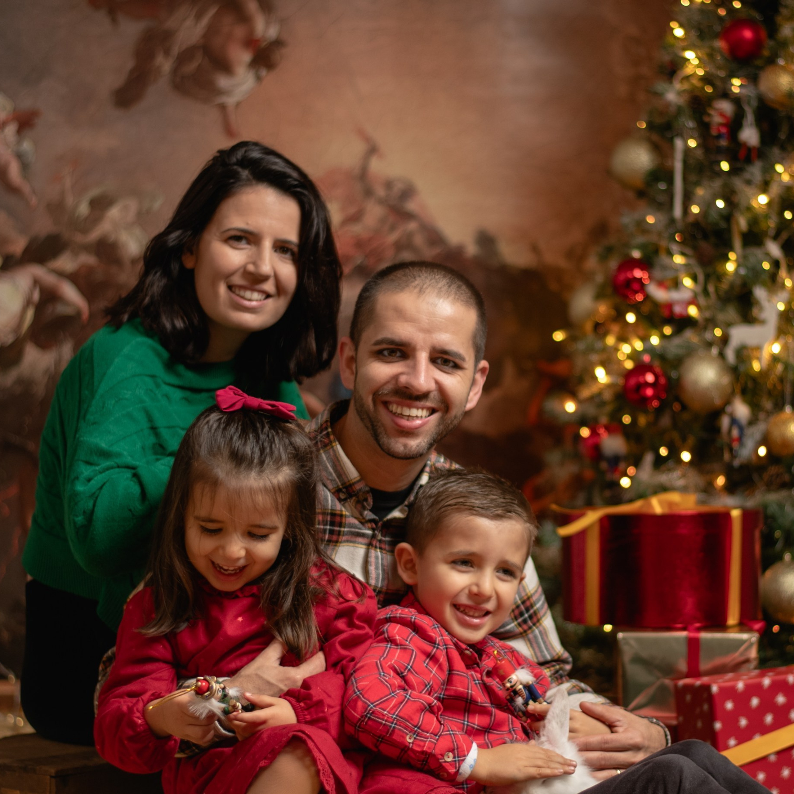 FEEDBACK. Anastasiia Antoniuk portrait, family and couple photographer, Portugal