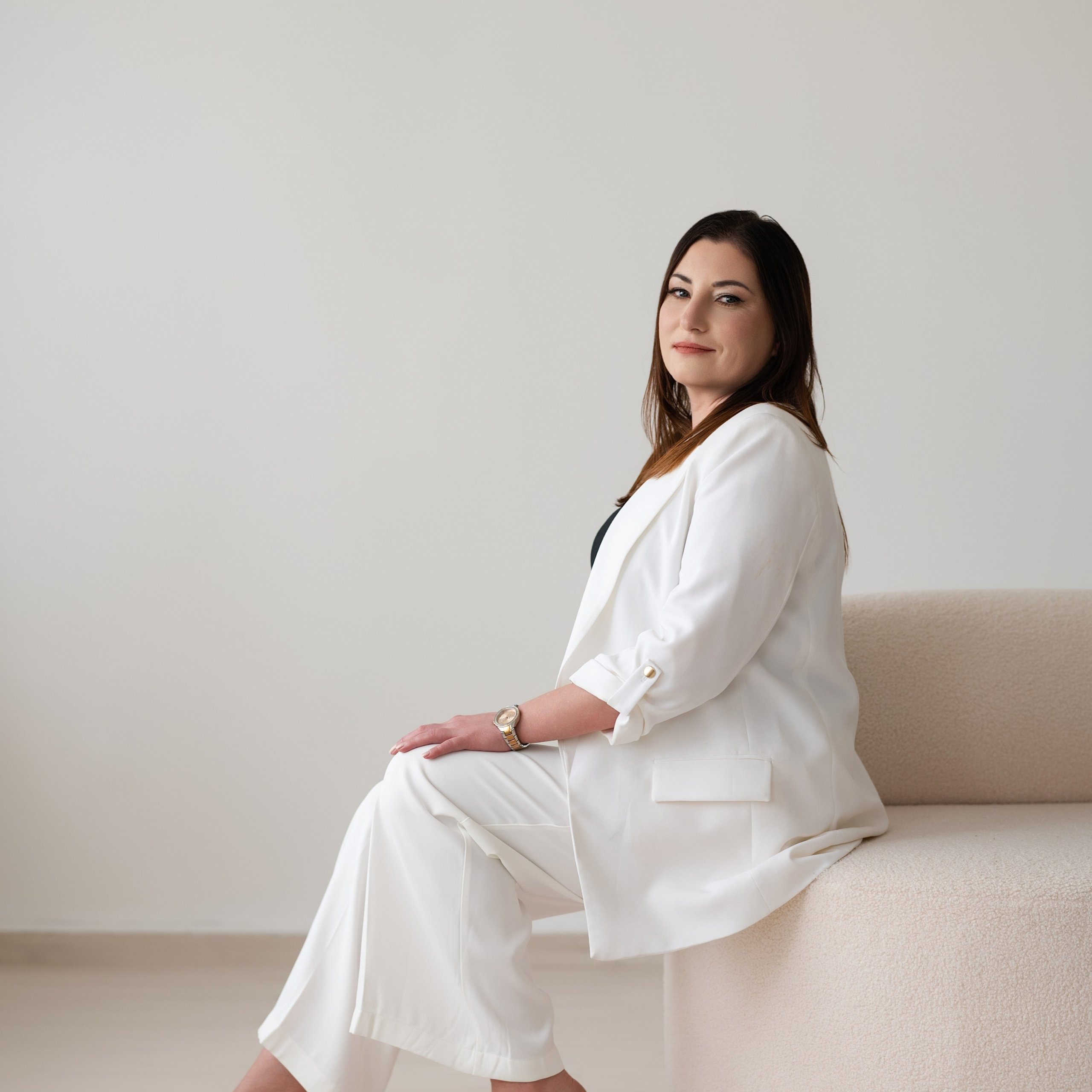 Feminine & Fashion. Home