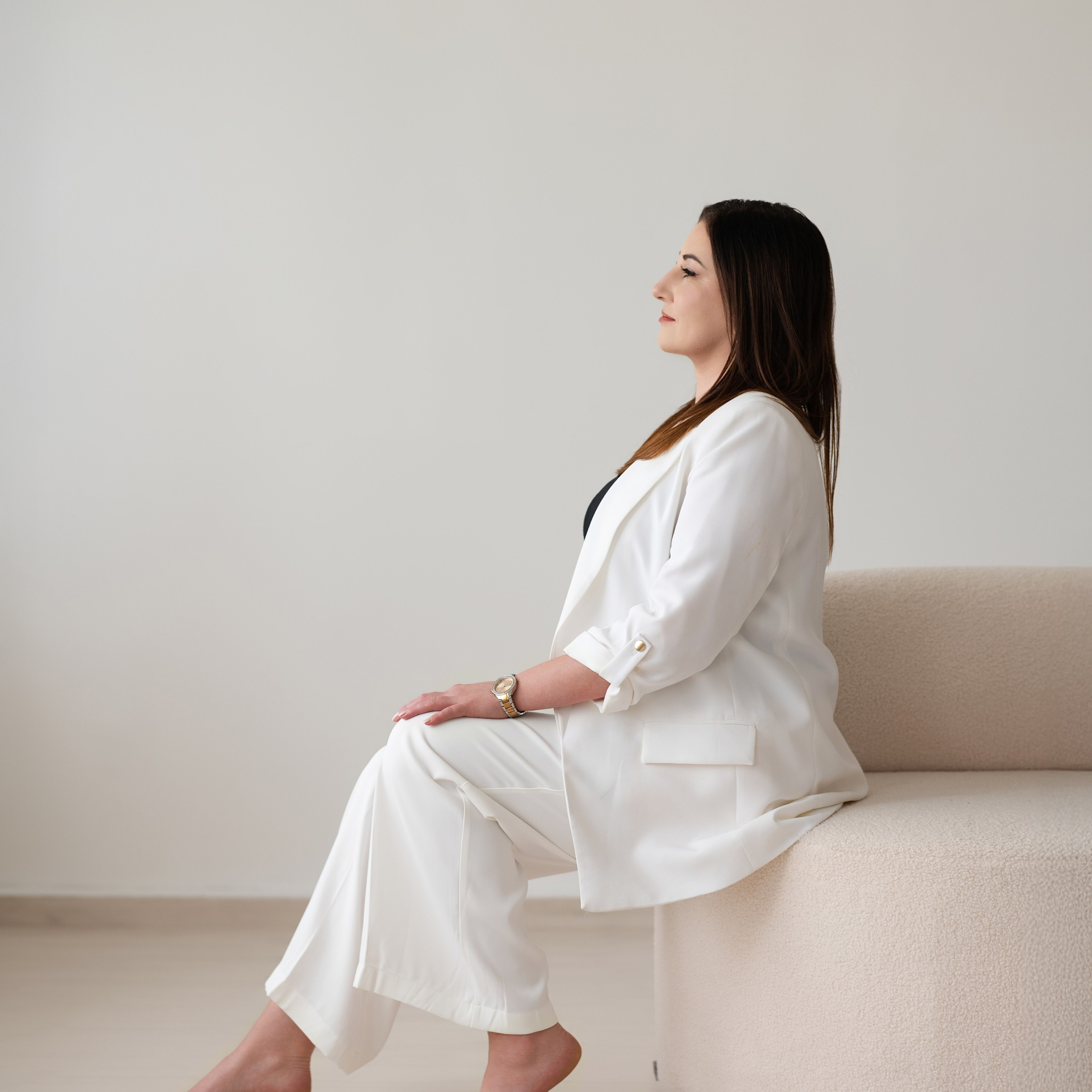 Feminine & Fashion. Home