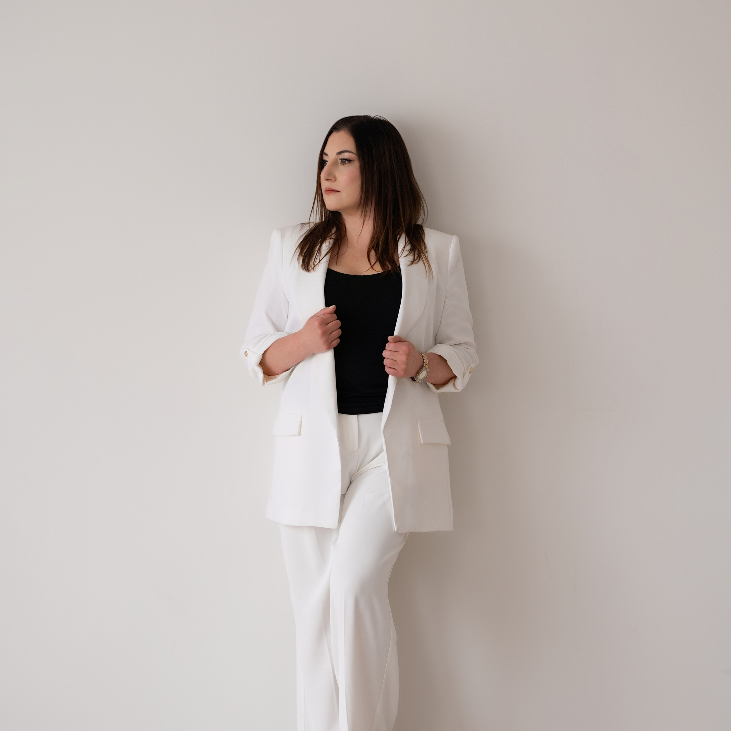 Feminine & Fashion. Home