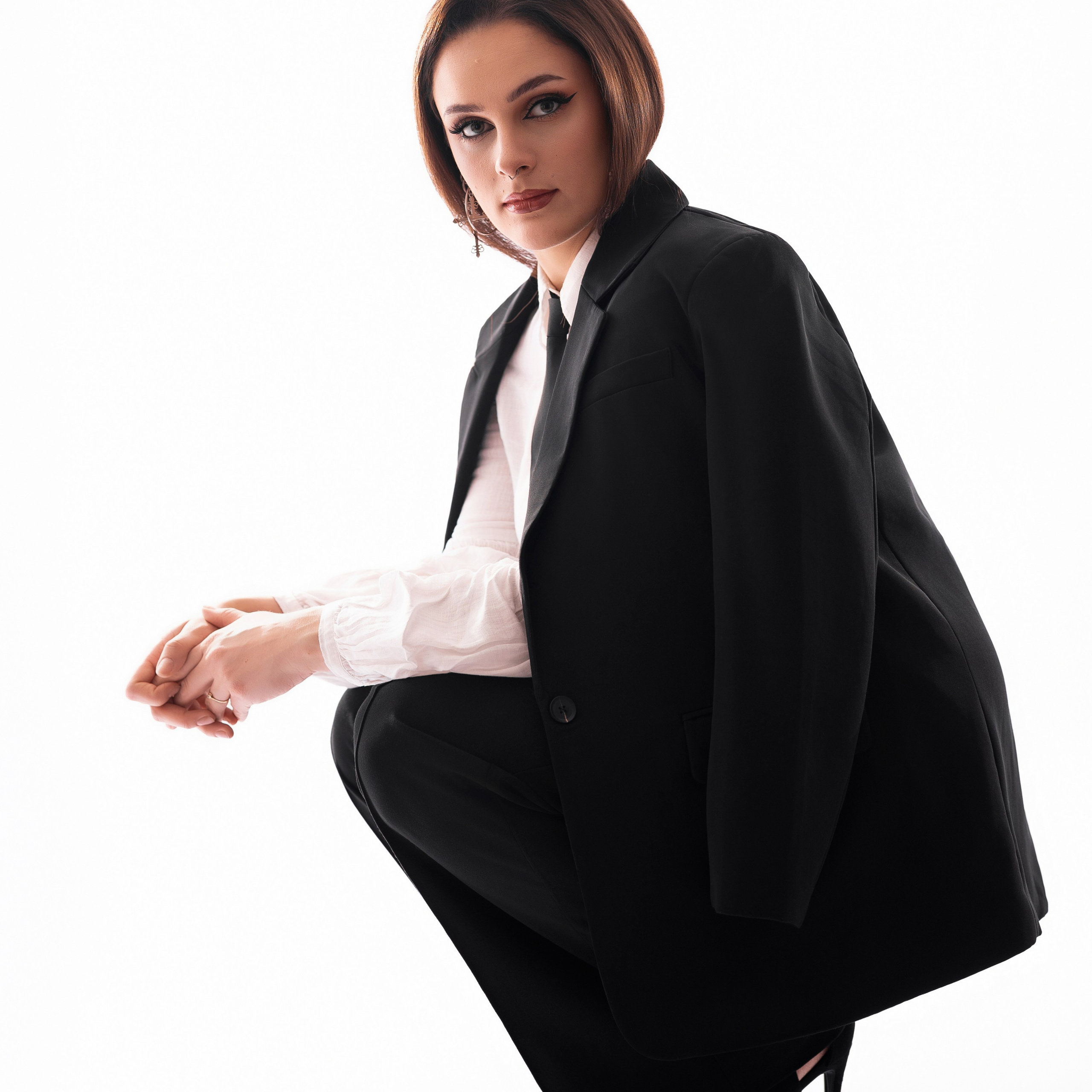 Feminine & Fashion. Home