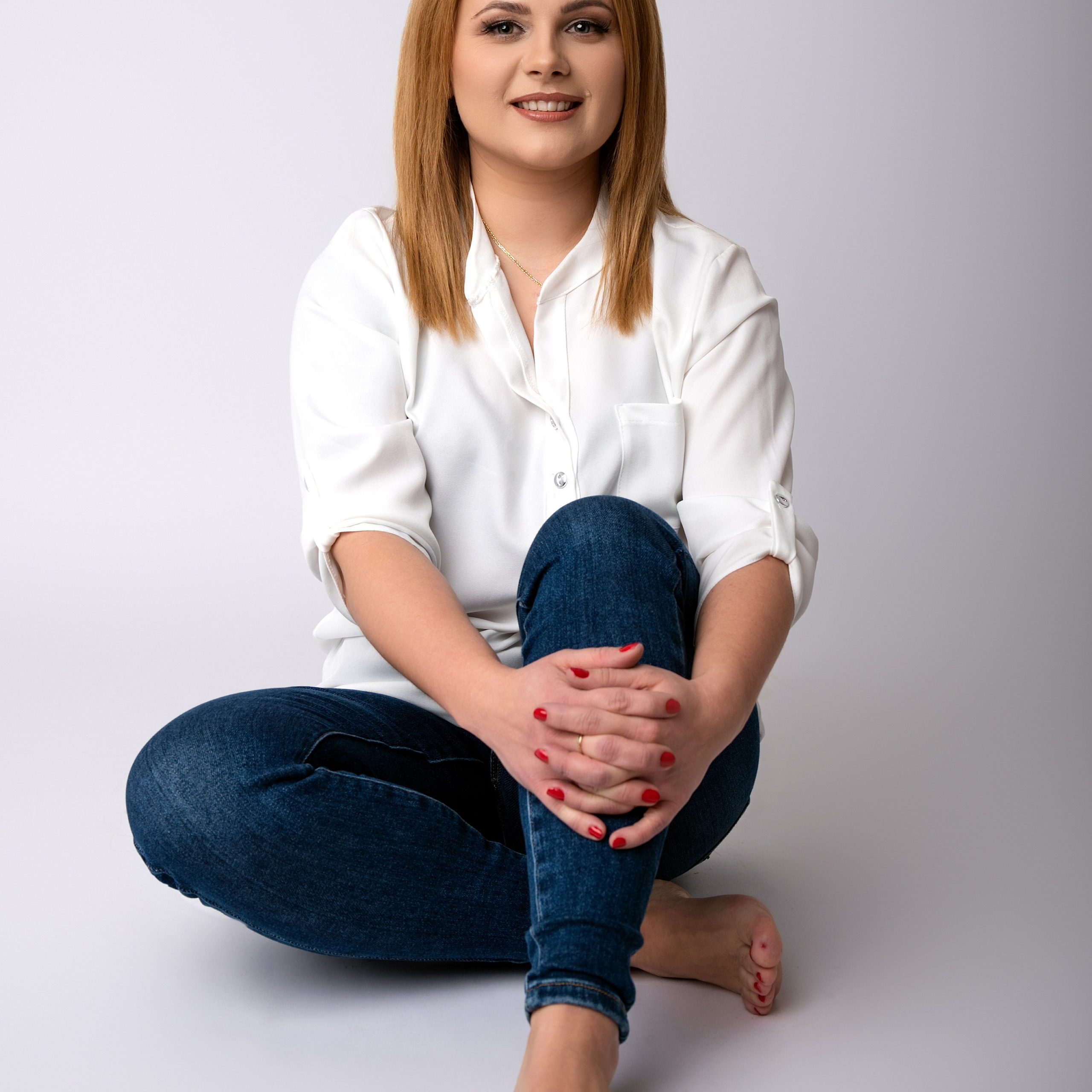 Feminine & Fashion. Home