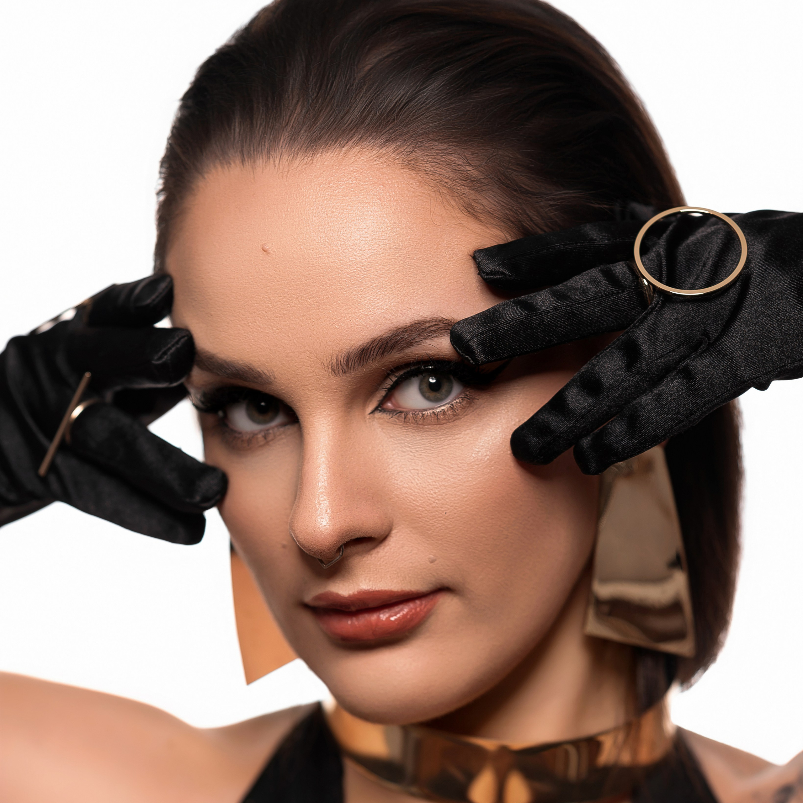 Feminine & Fashion. Home