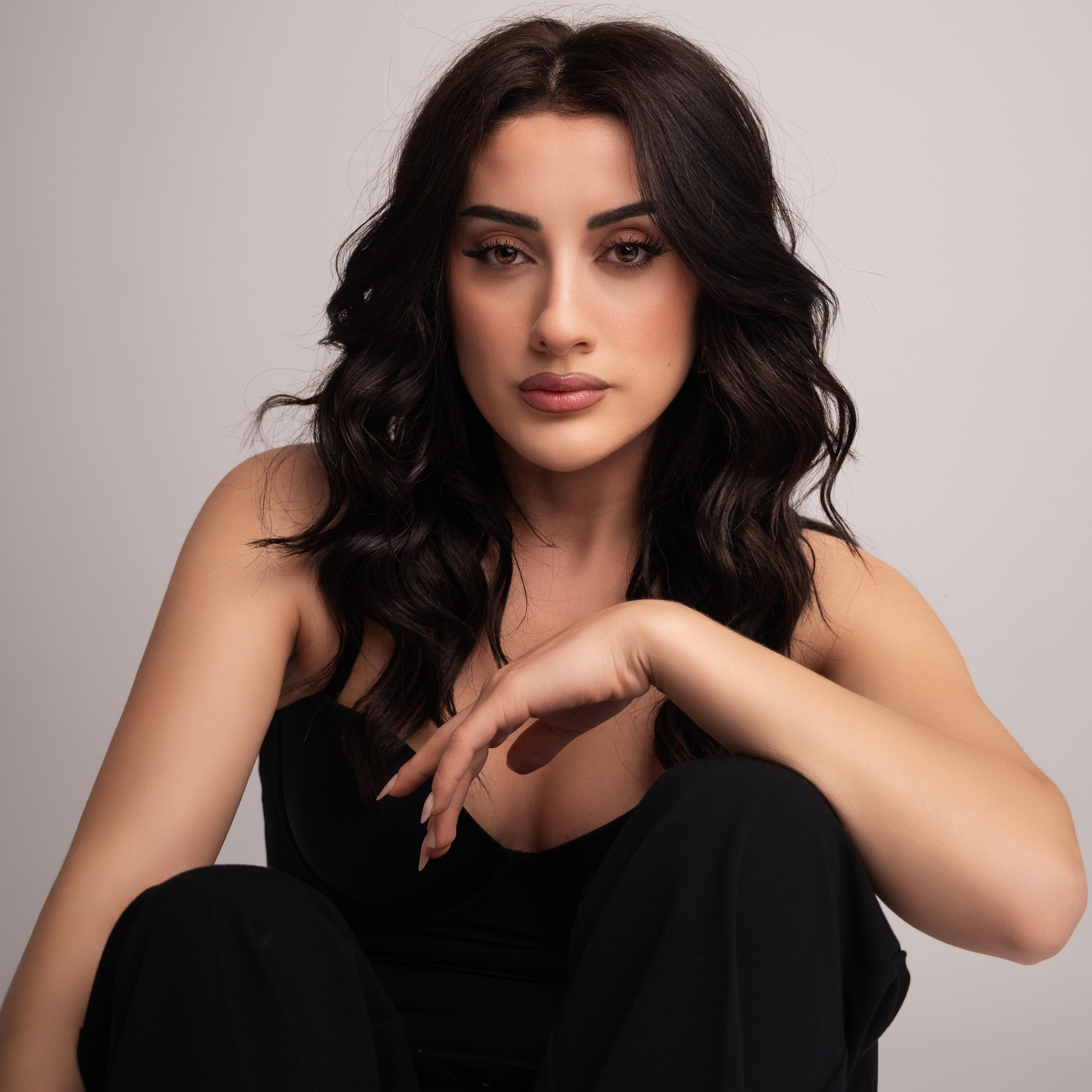 Feminine & Fashion. Home