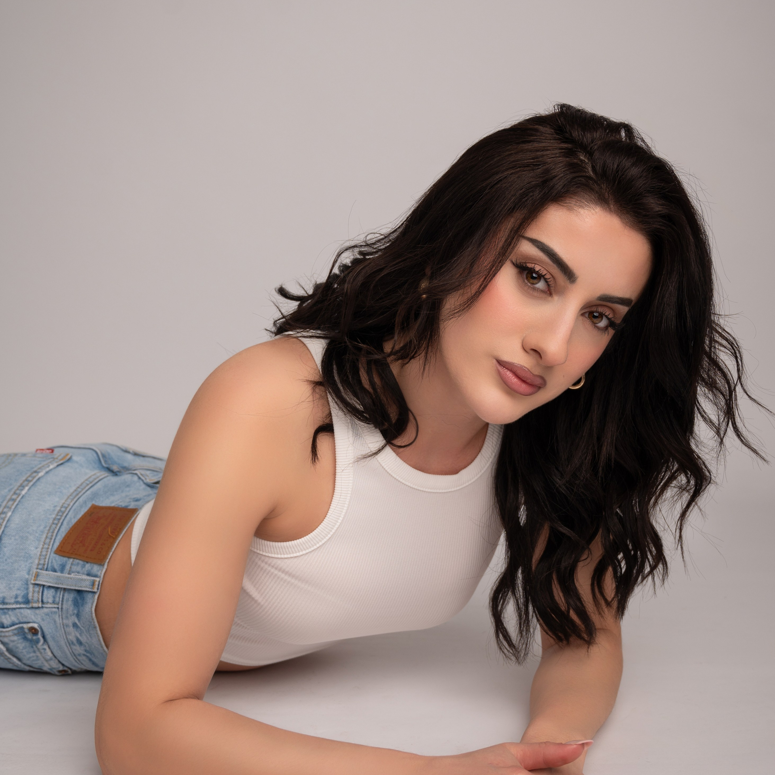 Feminine & Fashion. Home