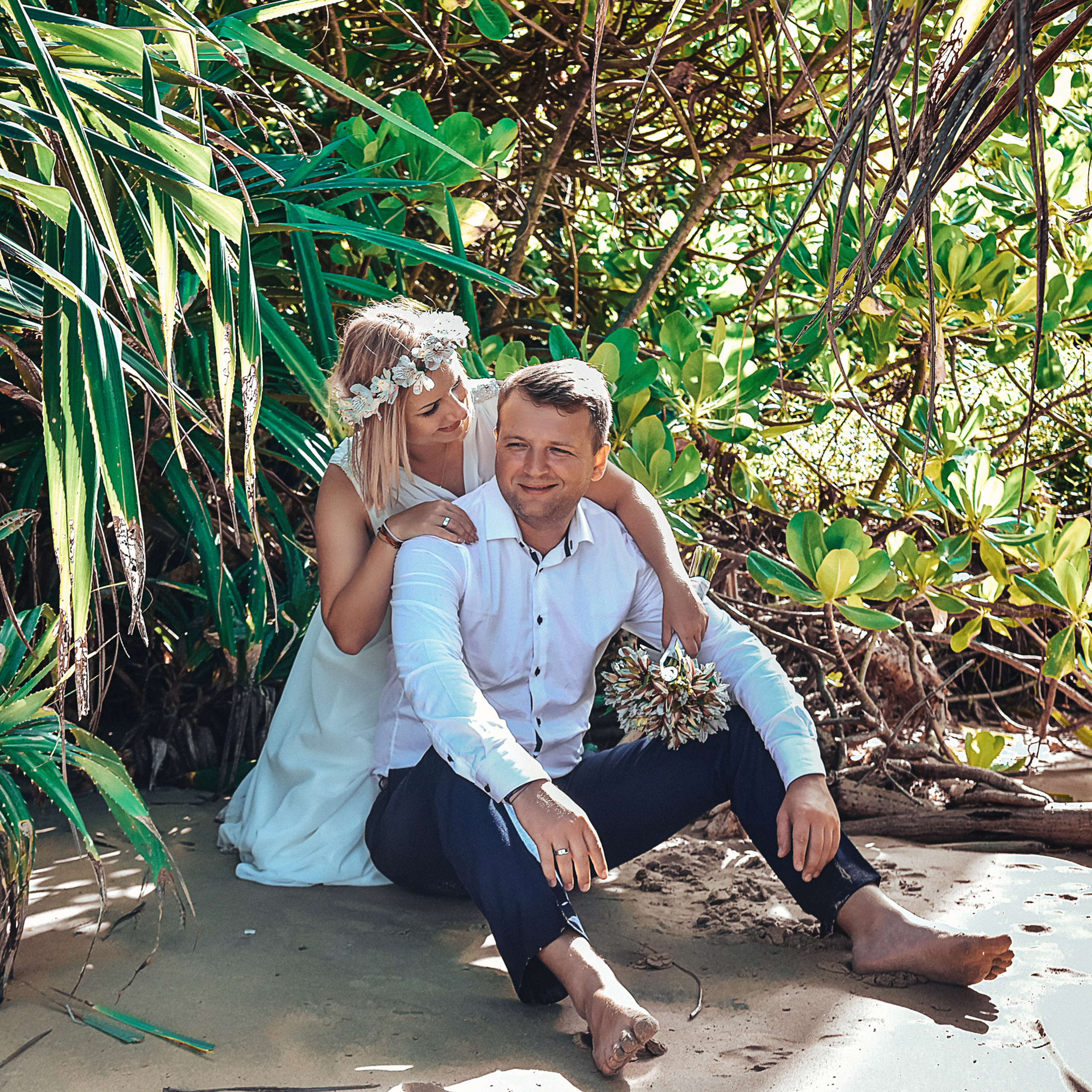 Reviews of the photographer in Sri Lanka. Photographer & wedding planner in Sri Lanka