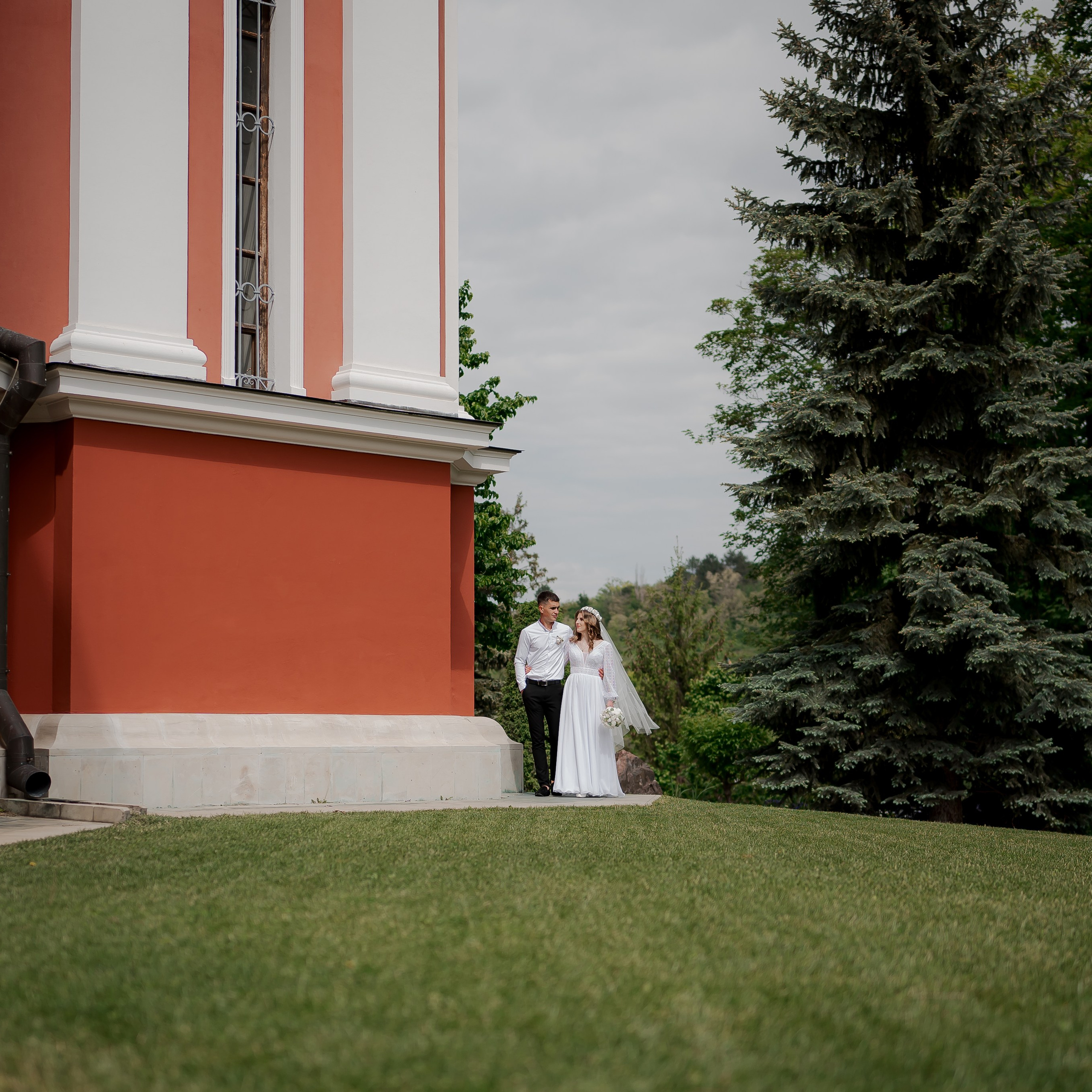 Oleg & Andreea. Www.stayscolor.md