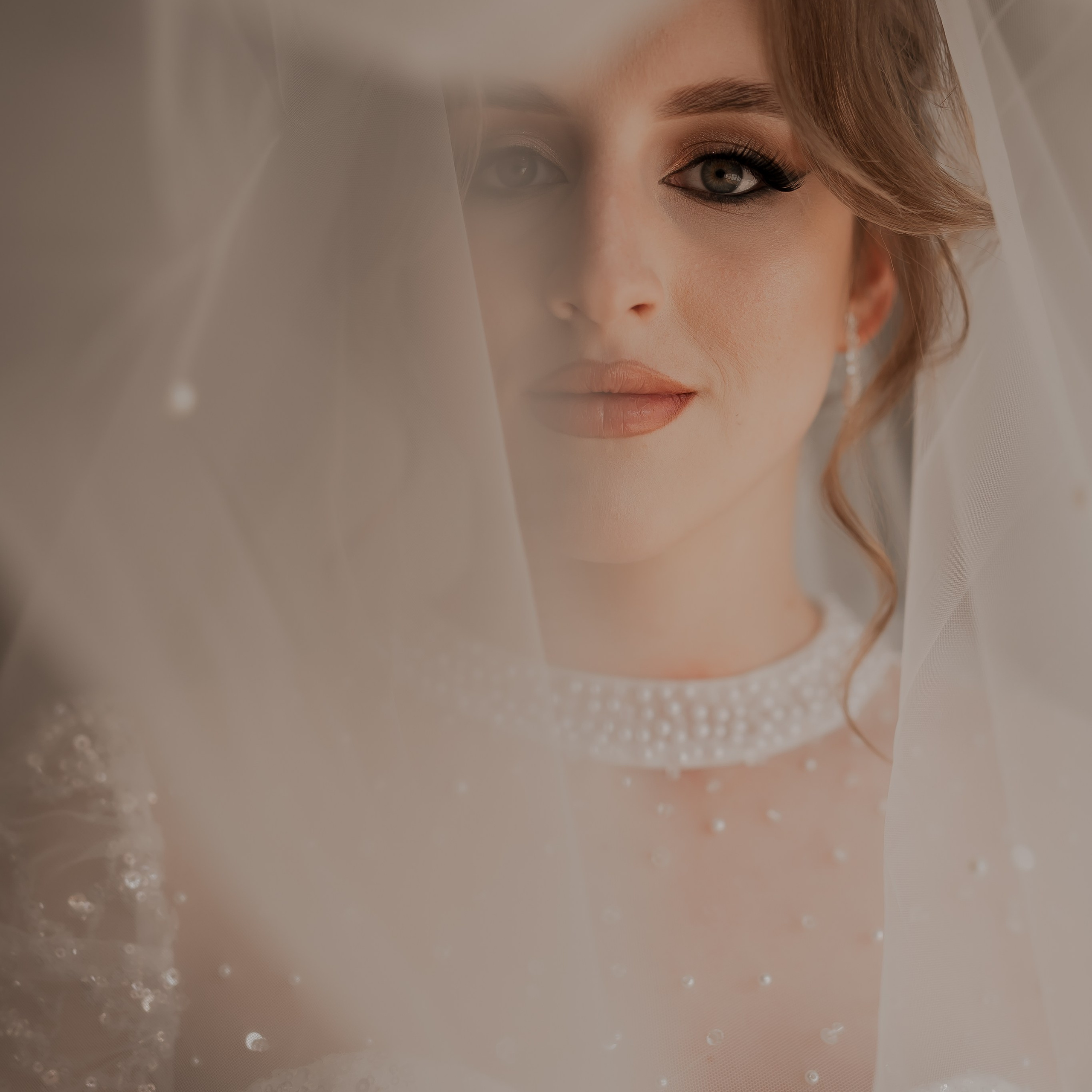 Oleg & Andreea. Www.stayscolor.md