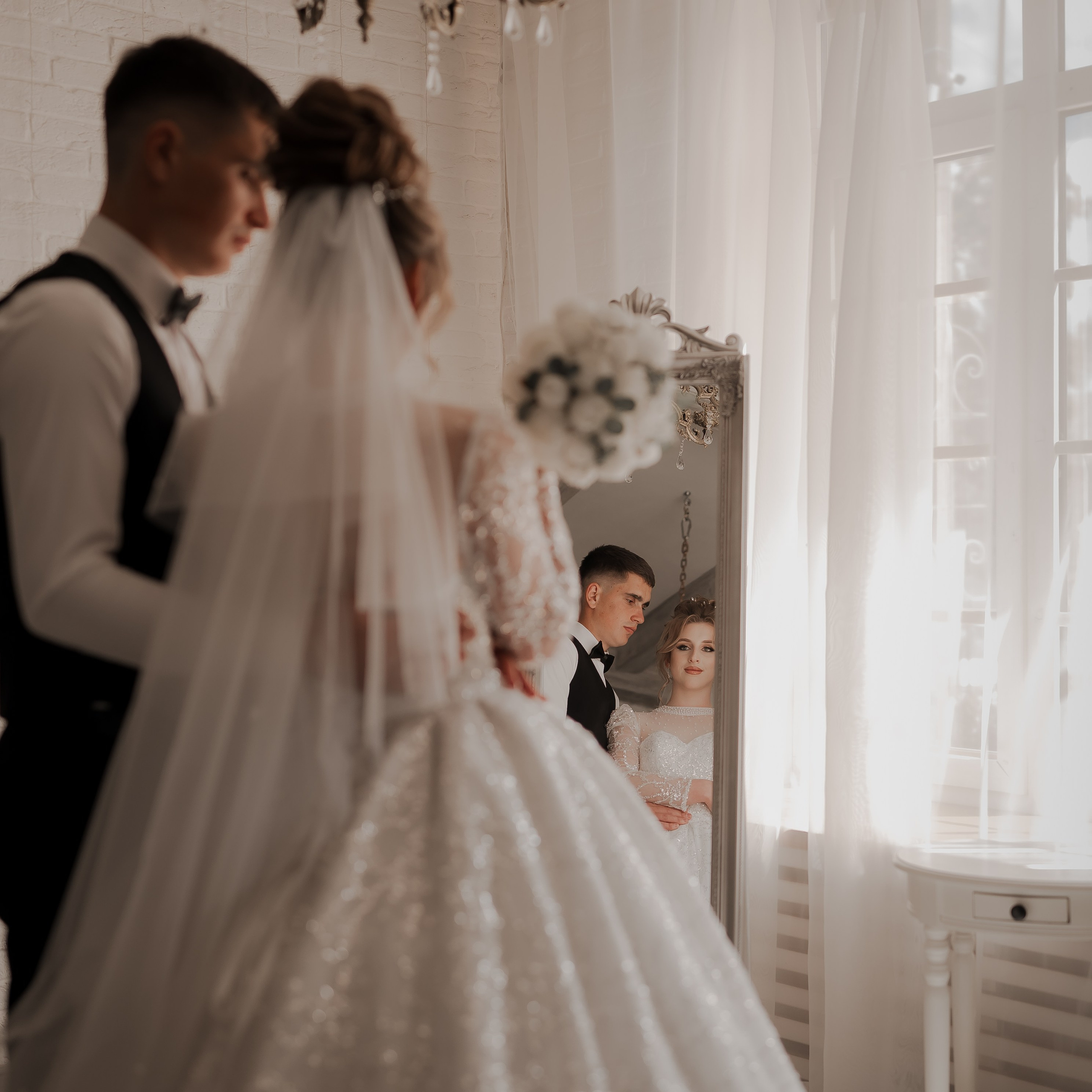 Oleg & Andreea. Www.stayscolor.md