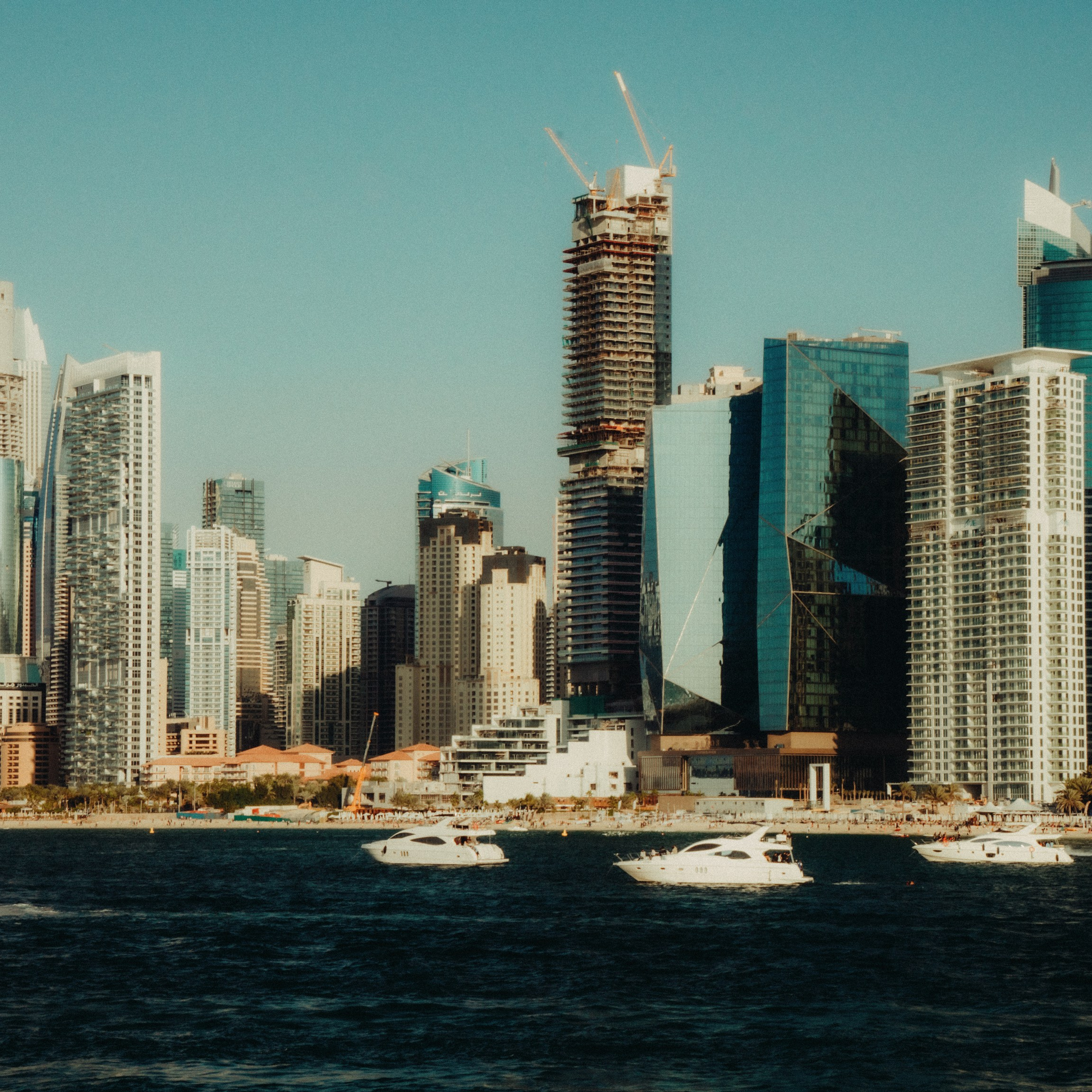 Dubai. Lifestyle and wedding photographer in Dubai Valeria Kikvidze