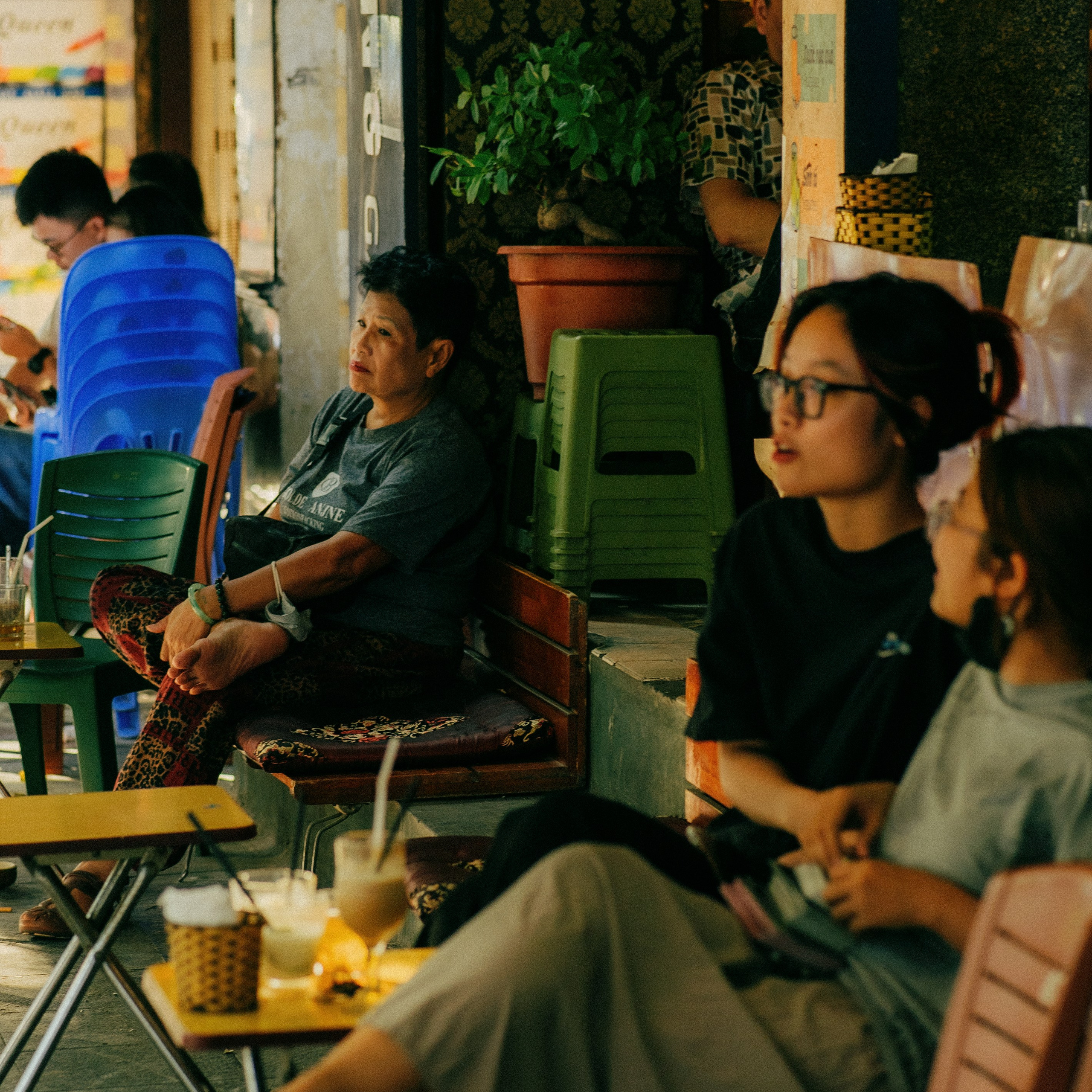 Hanoi. Lifestyle and wedding photographer in Dubai Valeria Kikvidze