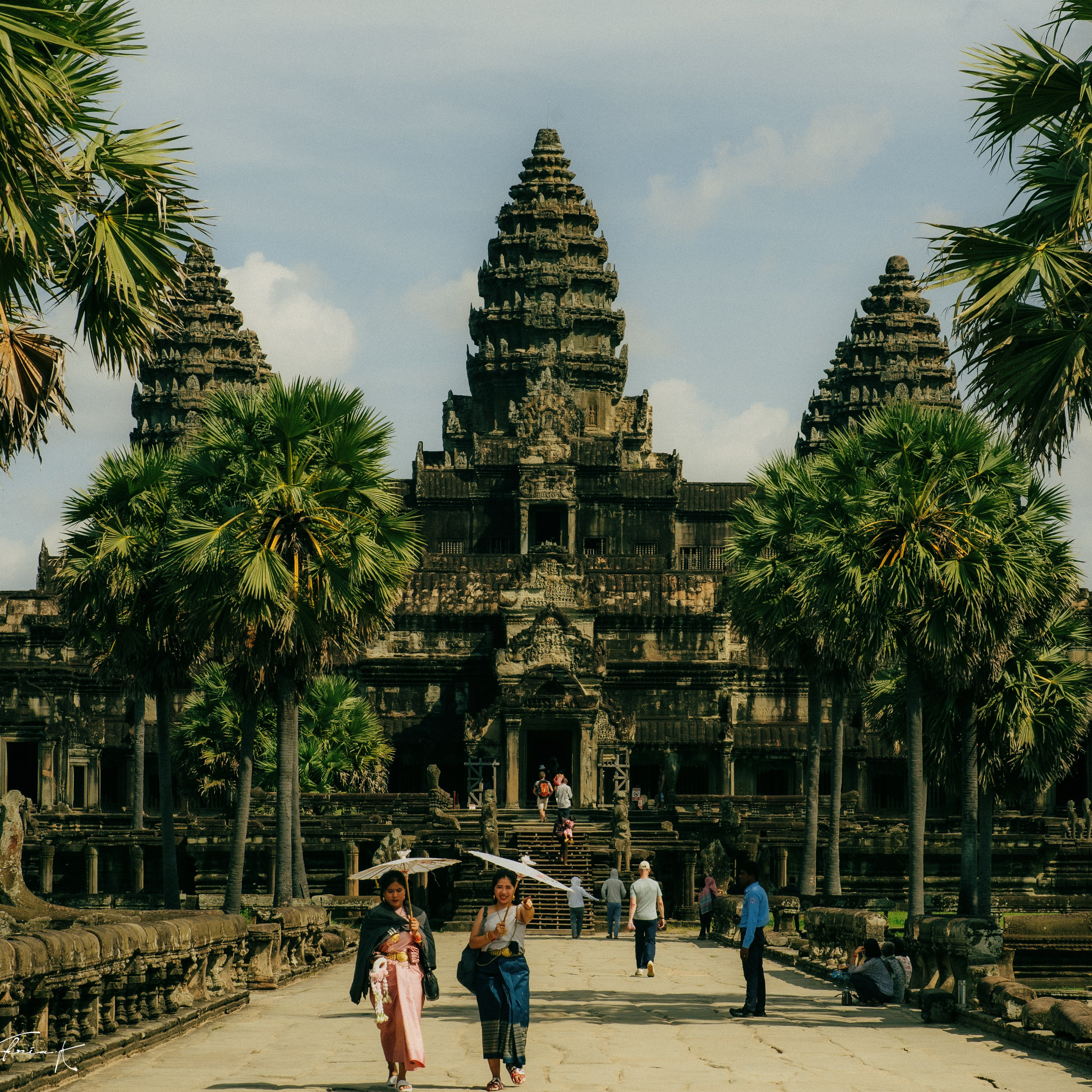 Angkor Wat. Lifestyle and wedding photographer in Dubai Valeria Kikvidze