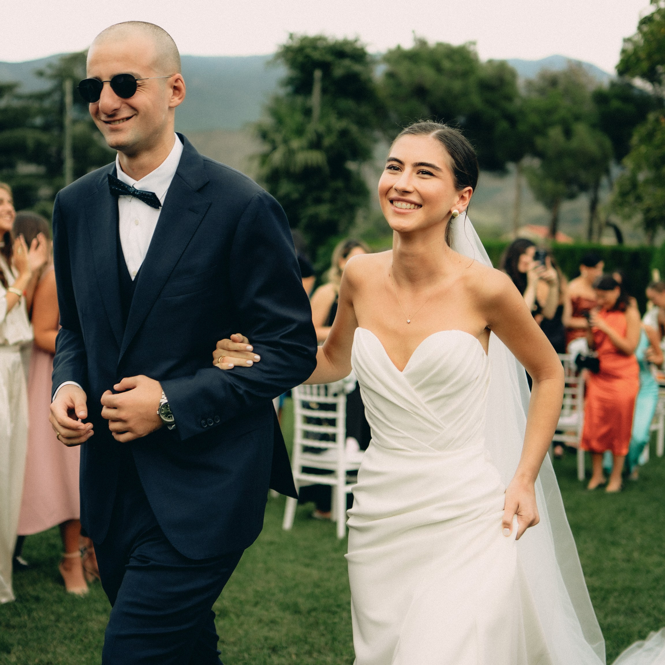 Field of love. Lifestyle and wedding photographer in Dubai Valeria Kikvidze