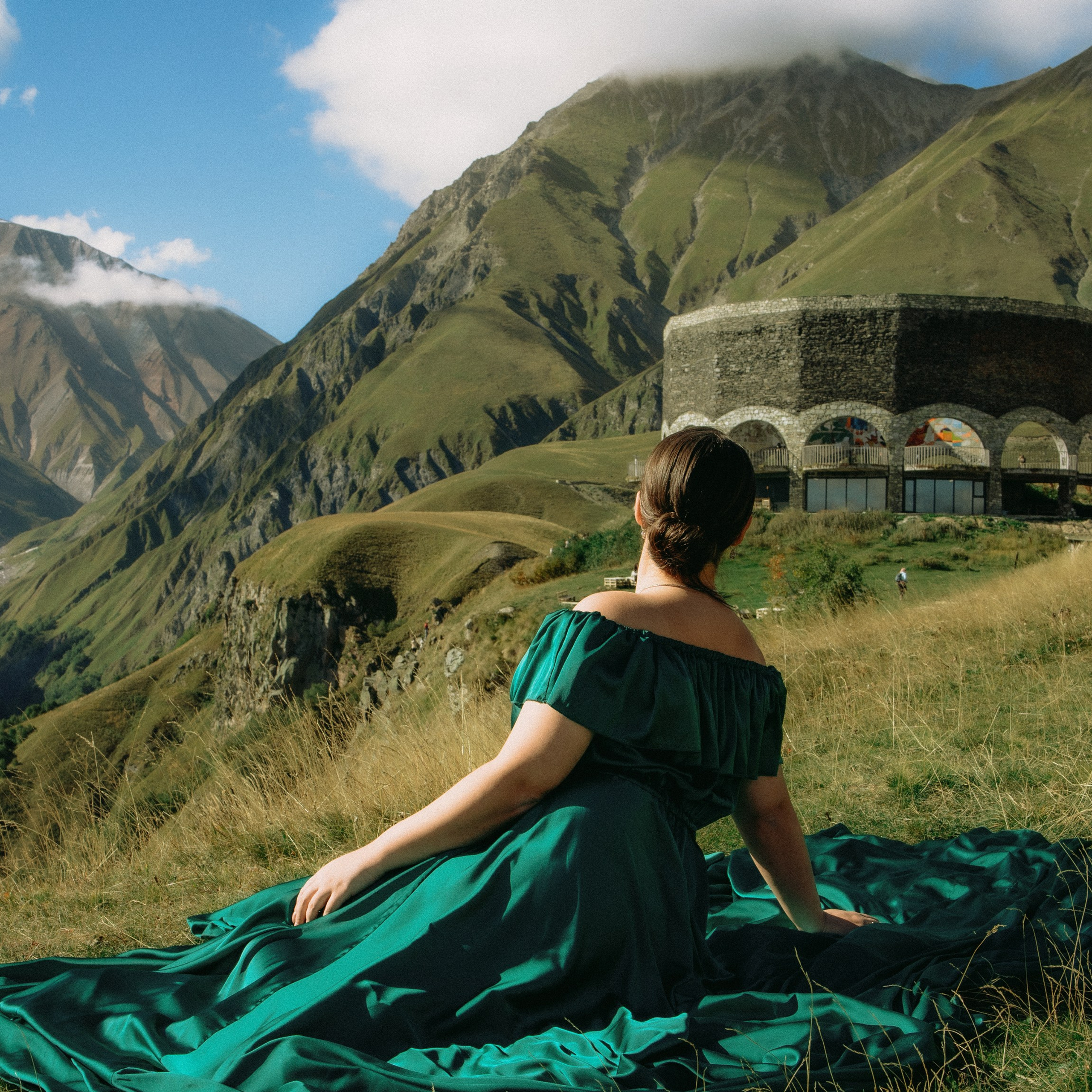 Mountain High. Lifestyle and wedding photographer in Dubai Valeria Kikvidze